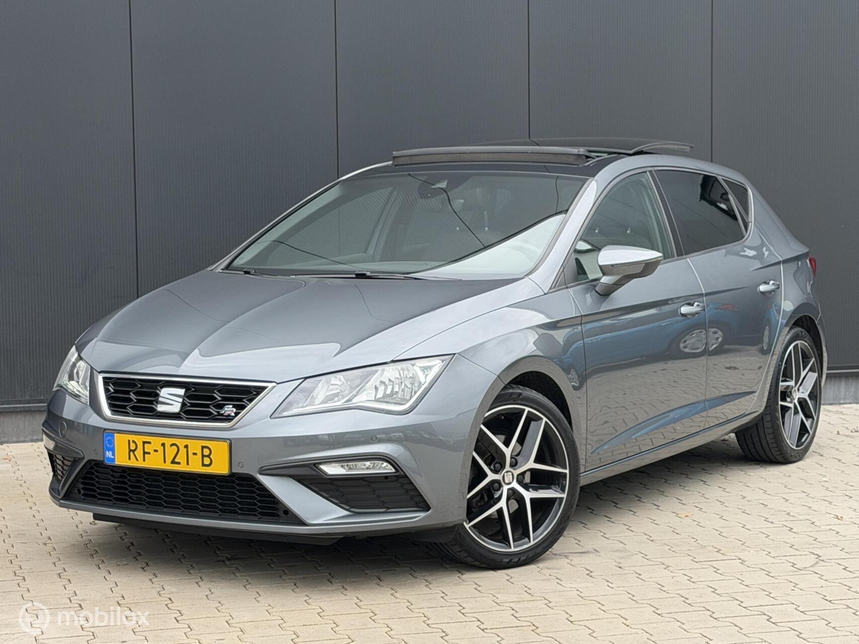 Seat Leon 1.4 TSI FR Business Intense | PANO | NAVI | CARPLAY | 2017 - voorkant
