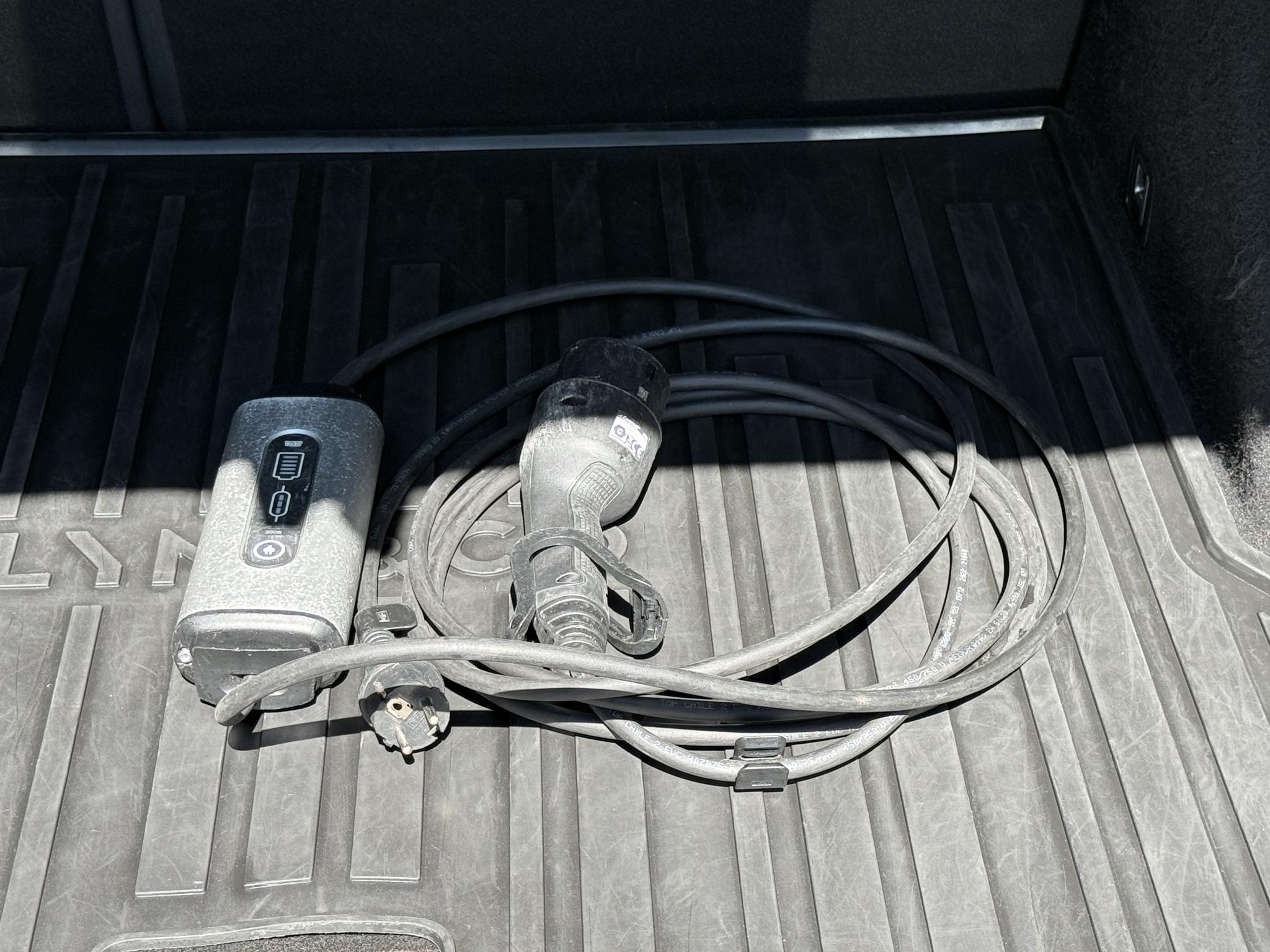 Foto van Lynk&co LYNK & Co 01