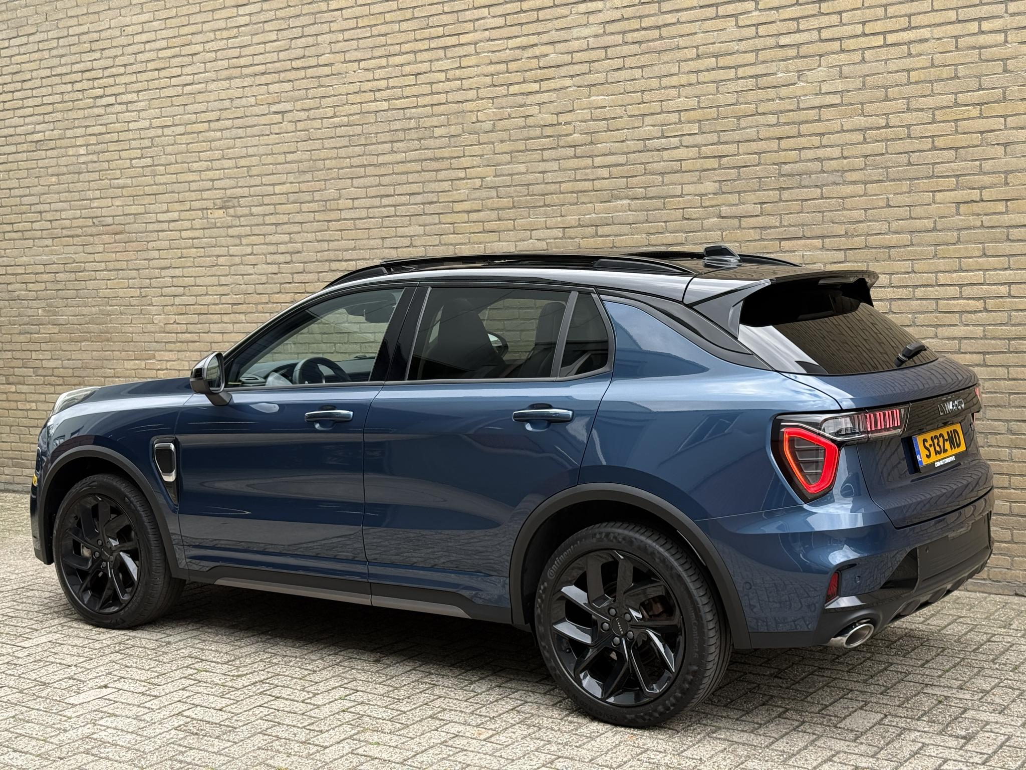 Foto van Lynk&co LYNK & Co 01