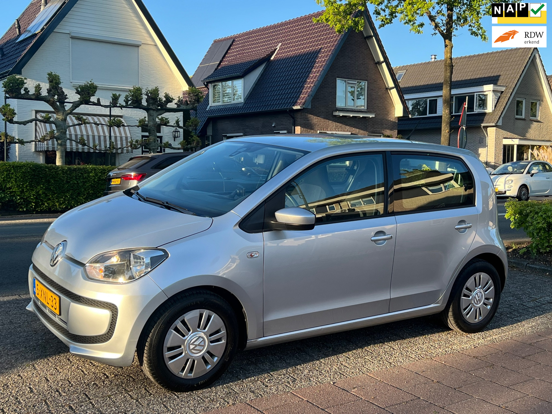Volkswagen Up 1.0 move up! BlueMotion DEALER ONDERHOUDEN NAP. 2014 - voorkant