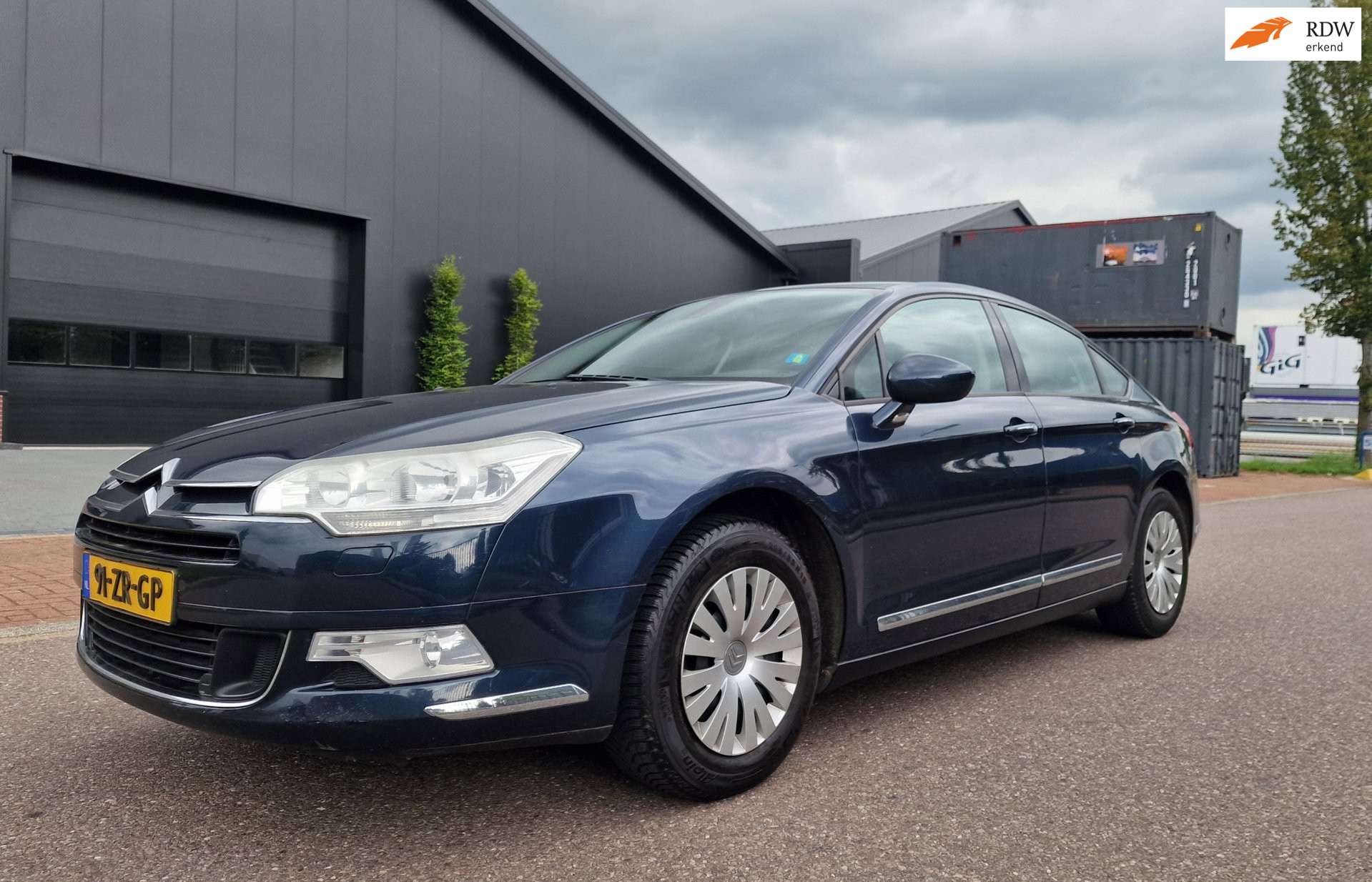 Citroen C5 2.0 16V Ligne Business NAVI PSENSOR CRUISE TREKHAAK 2 X SLEUTELS 2008 - voorkant