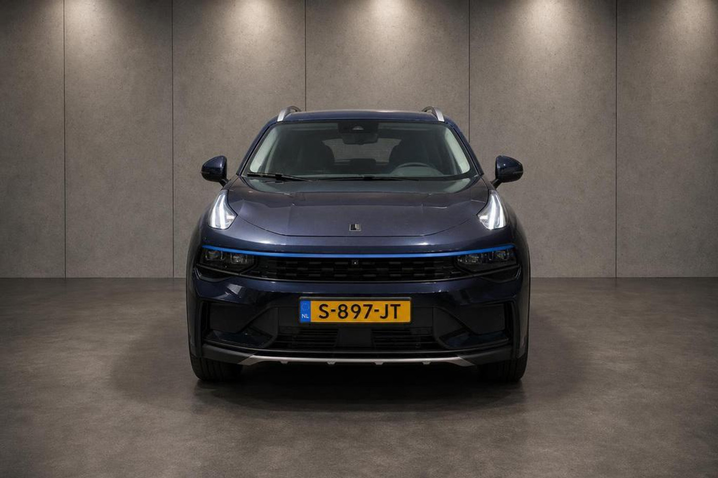 Foto van Lynk&co LYNK & Co 01