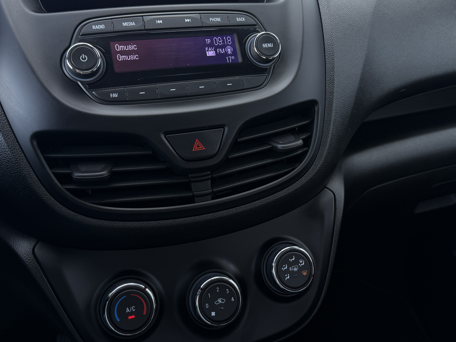 Foto van Opel Karl / Viva