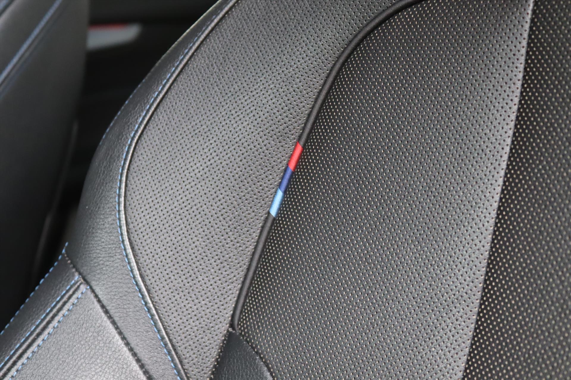 Foto van BMW 220i Active Tourer