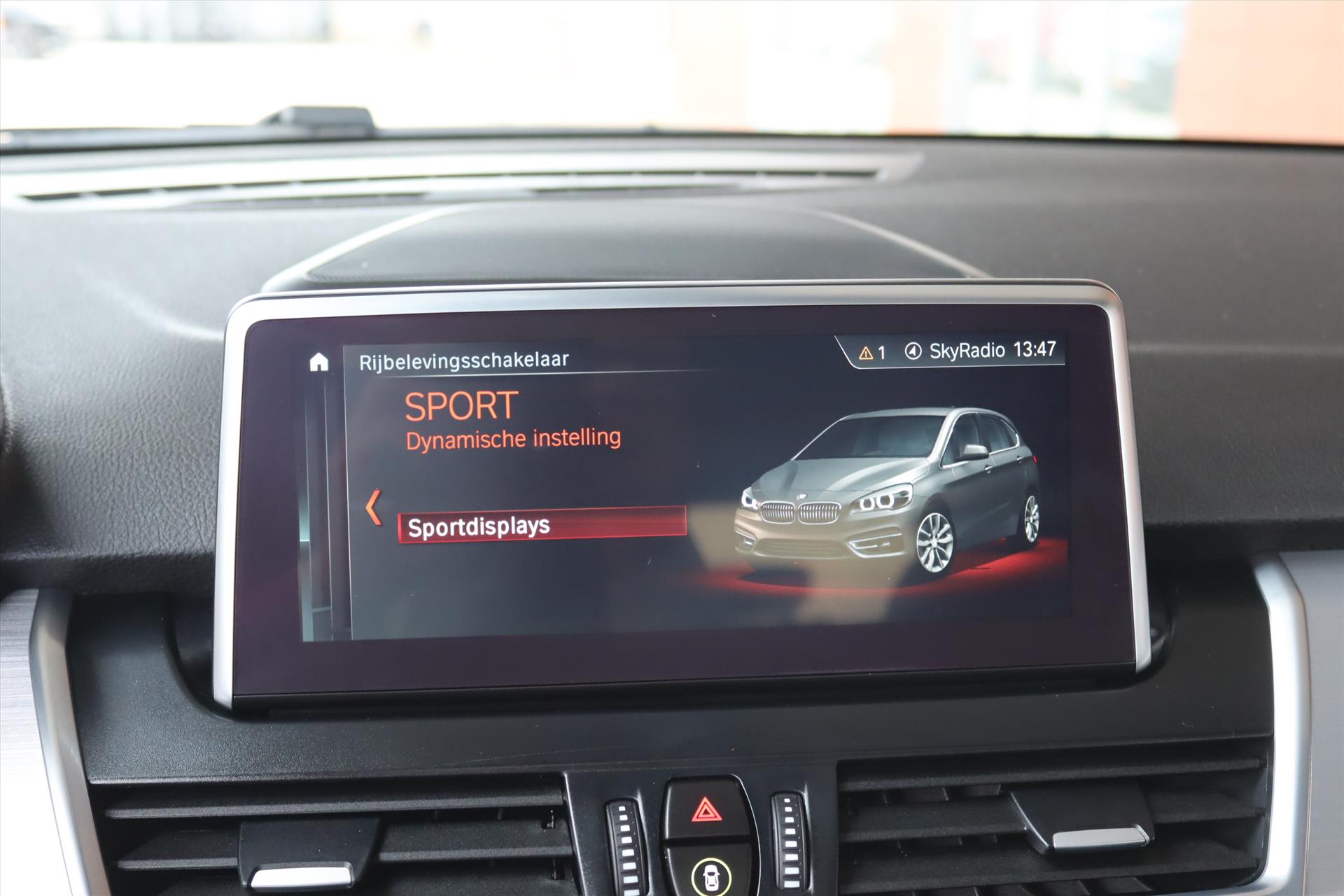 Foto van BMW 220i Active Tourer