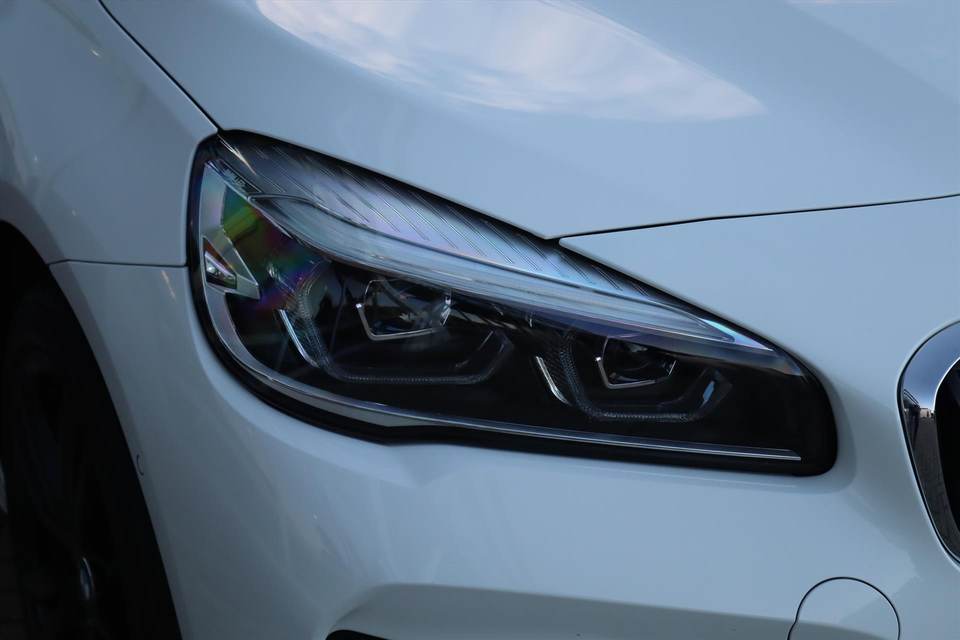 Foto van BMW 220i Active Tourer