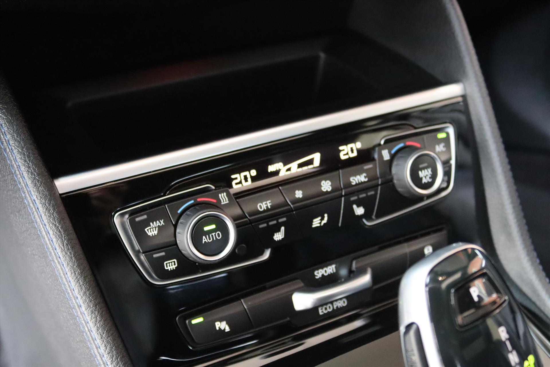 Foto van BMW 220i Active Tourer