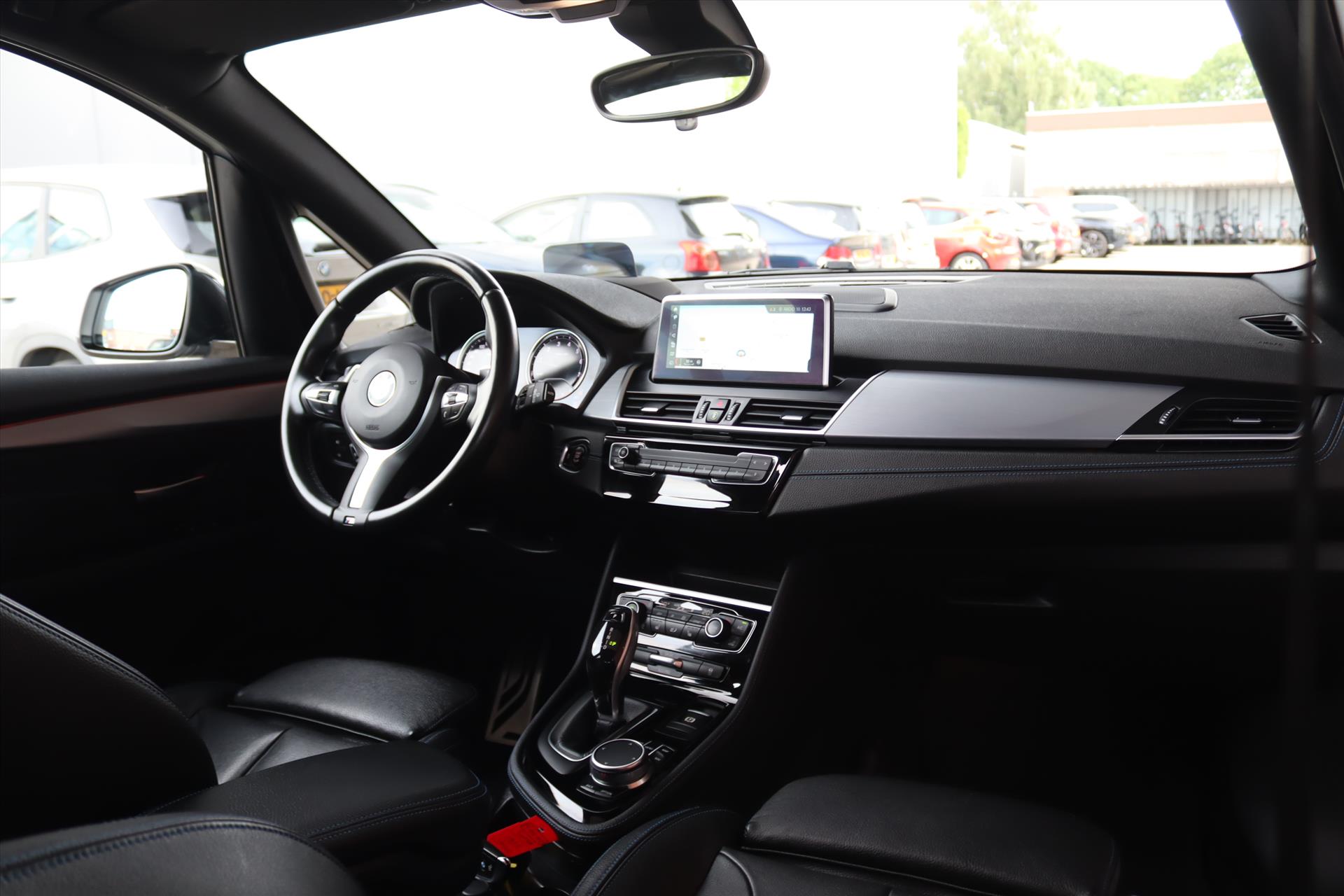 Foto van BMW 220i Active Tourer