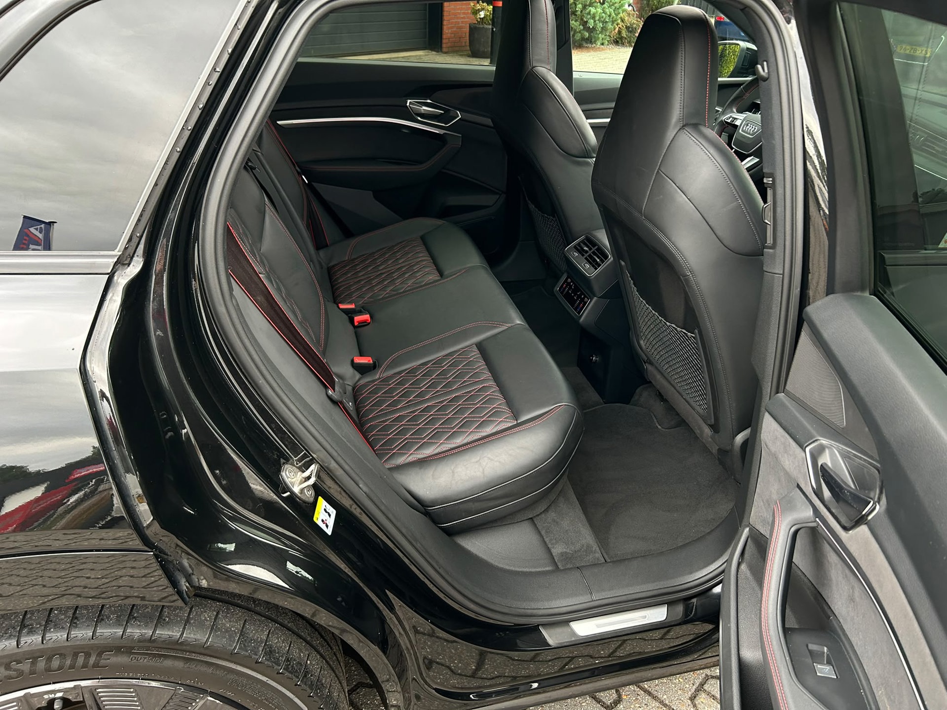 Foto van Audi Q8 55 E-tron