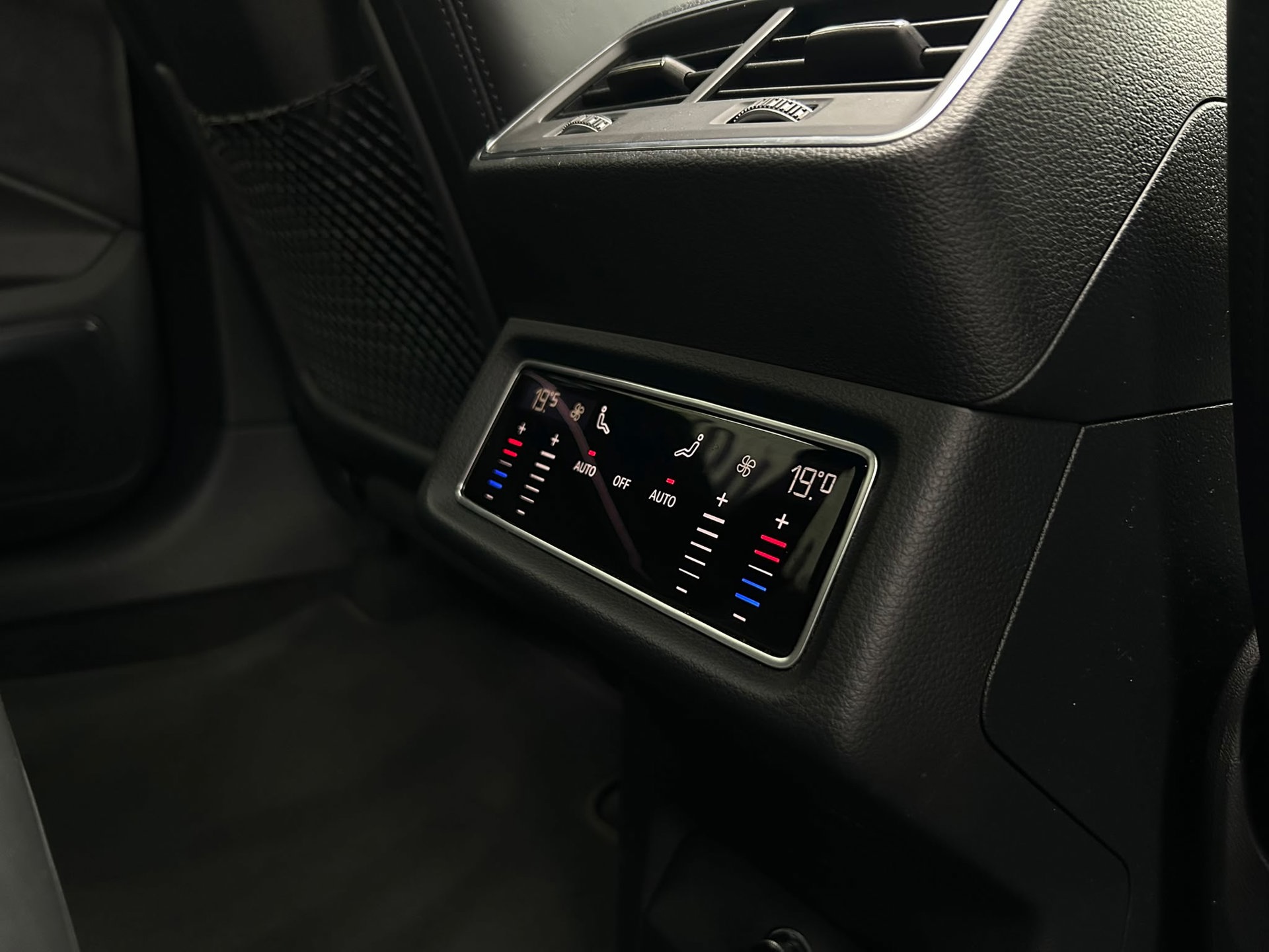 Foto van Audi Q8 55 E-tron