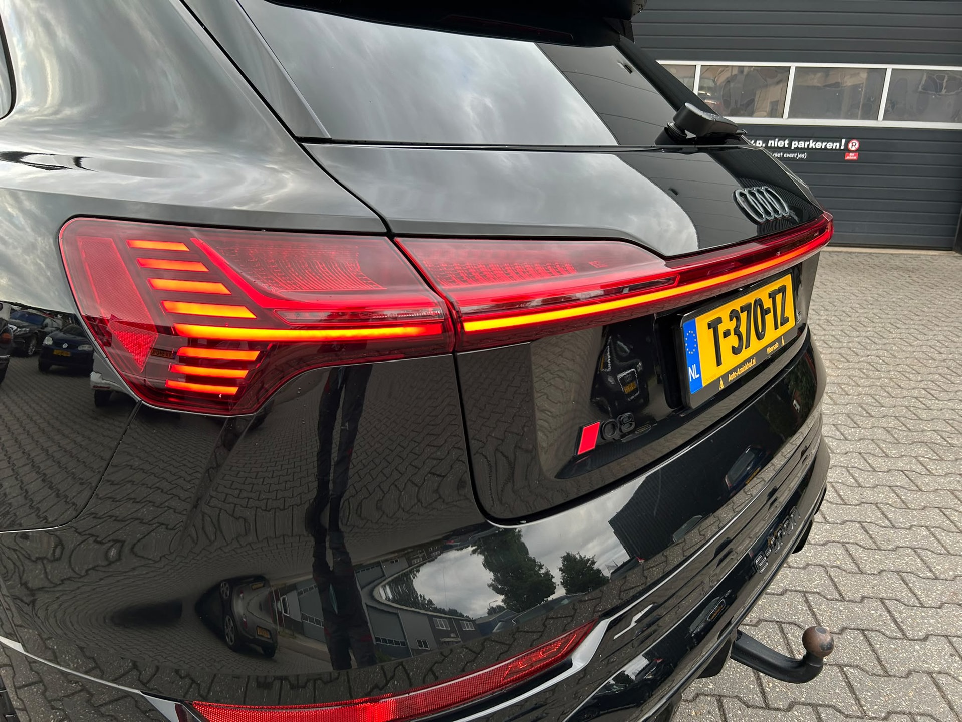 Foto van Audi Q8 55 E-tron