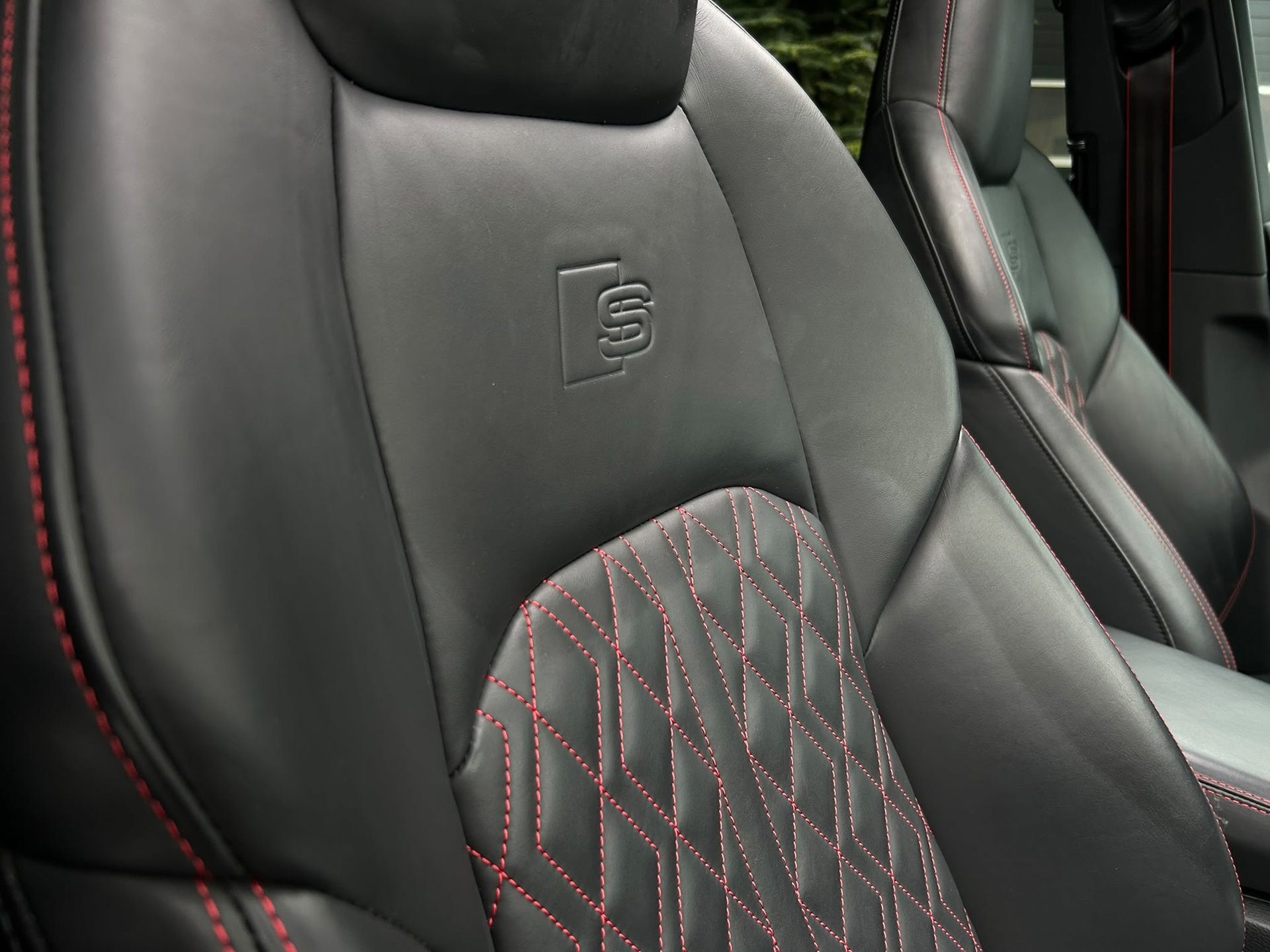 Foto van Audi Q8 55 E-tron