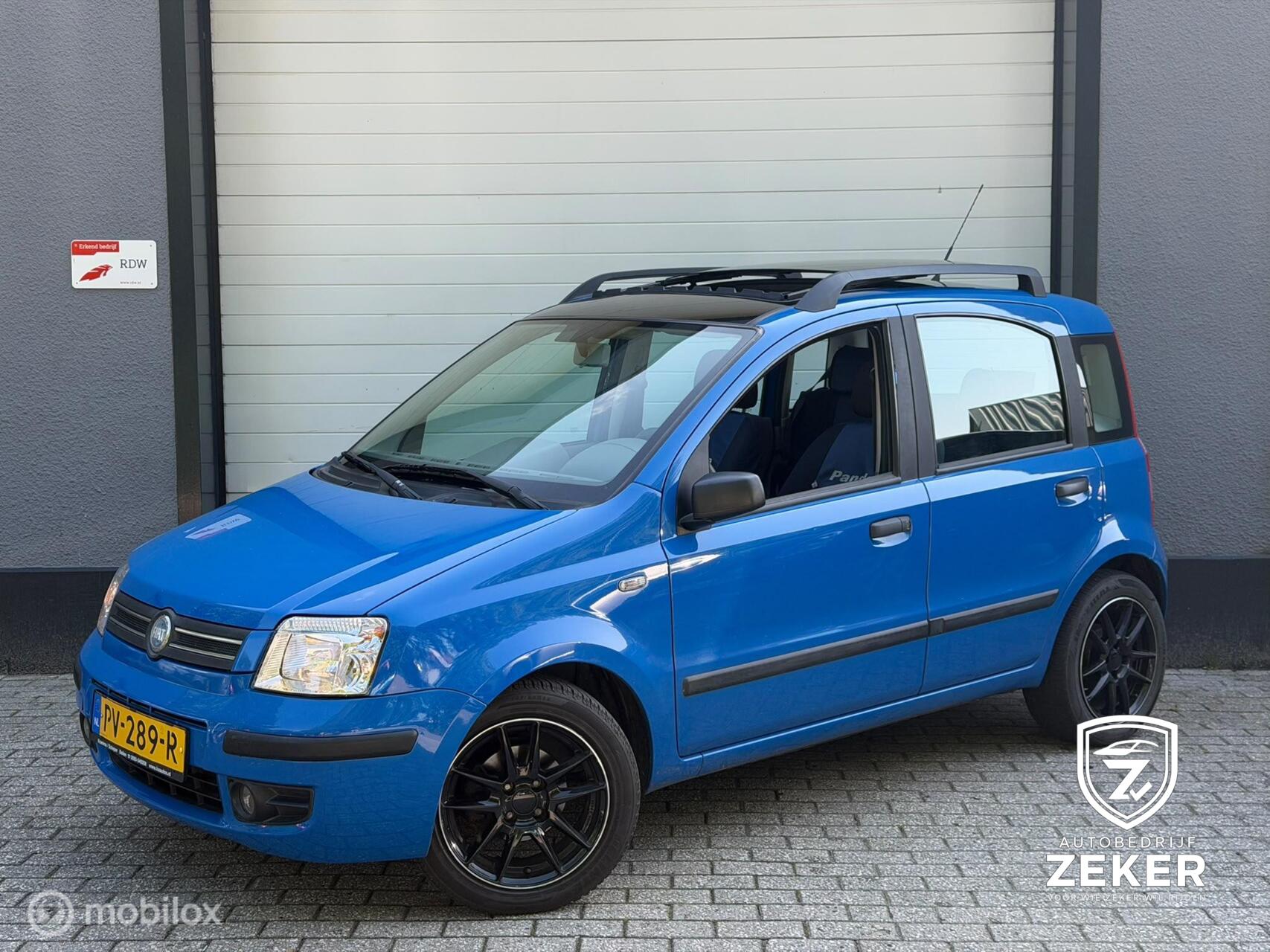 Fiat Fiat Panda 1.2 Dynamic / panoramadak / nette auto / 2004 - voorkant