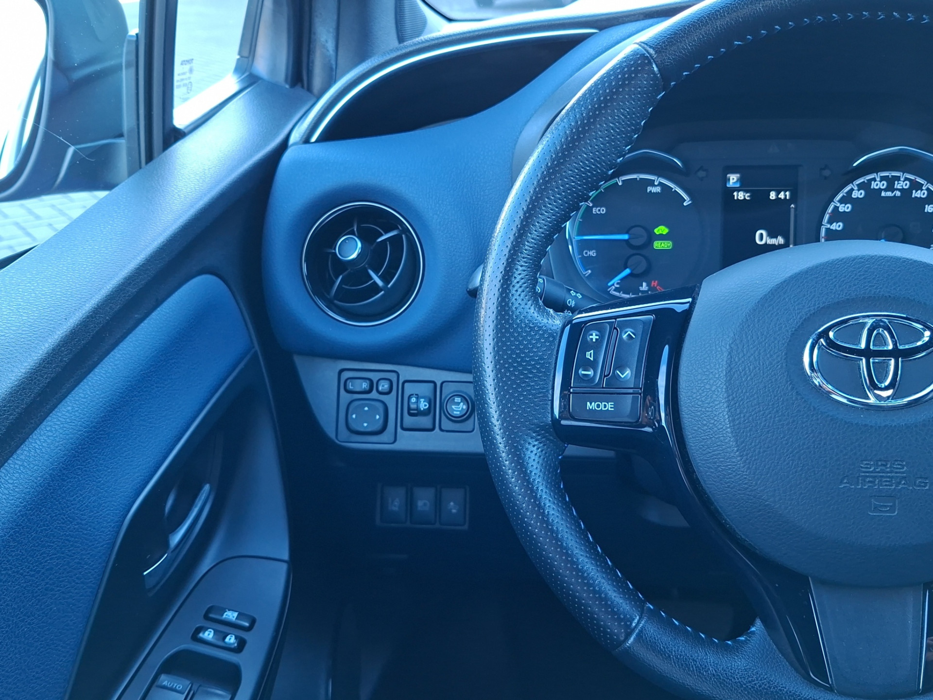 Foto van Toyota Toyota Yaris Hybrid