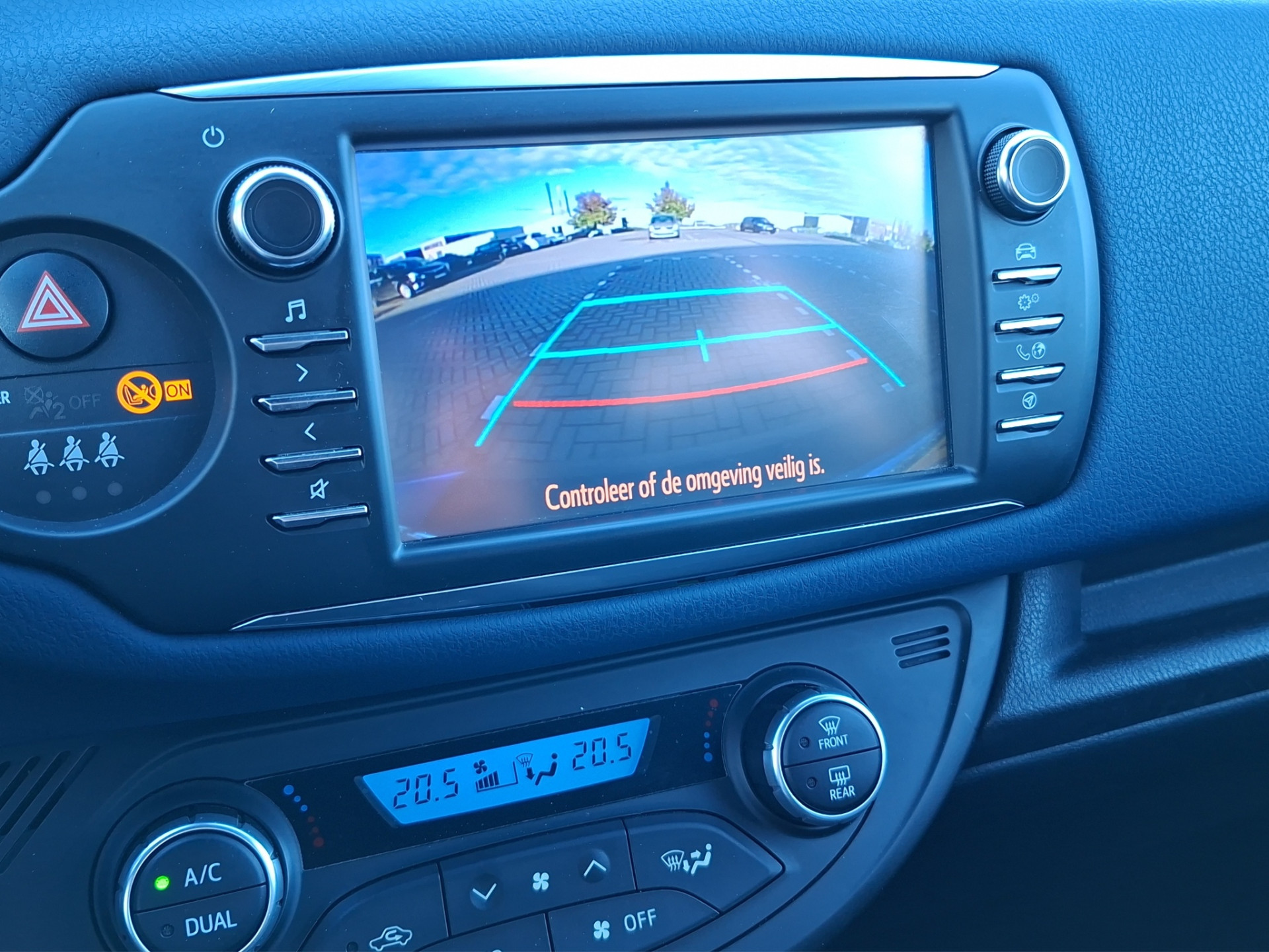 Foto van Toyota Toyota Yaris Hybrid