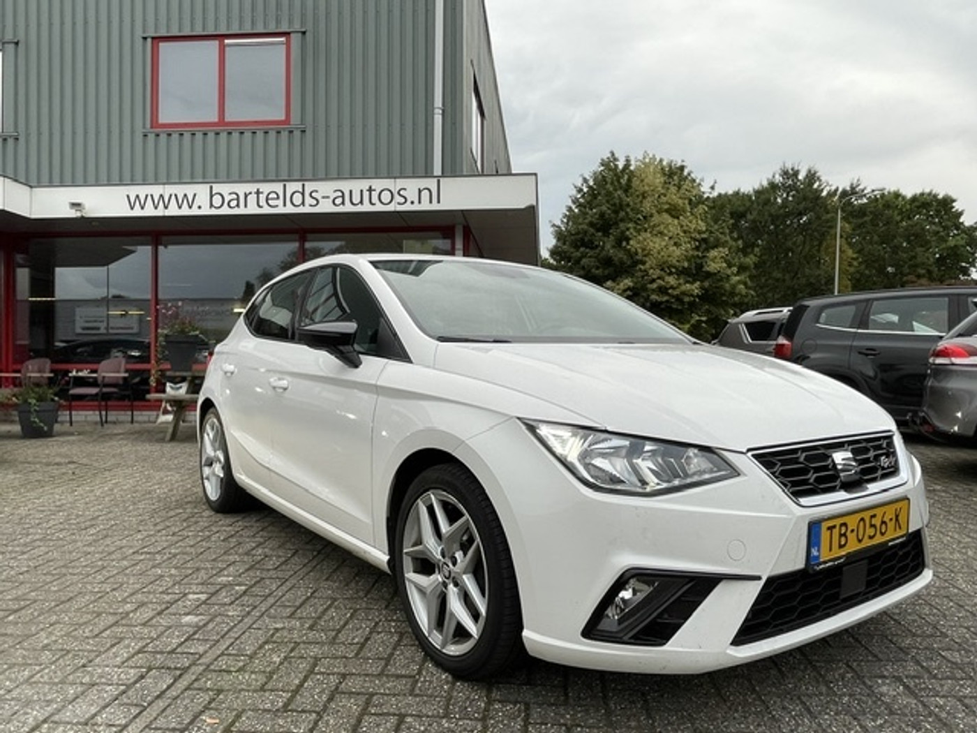 Seat Ibiza 1.6 TDI FR trekhaak. prijs inc bpm,btw 2018 - voorkant