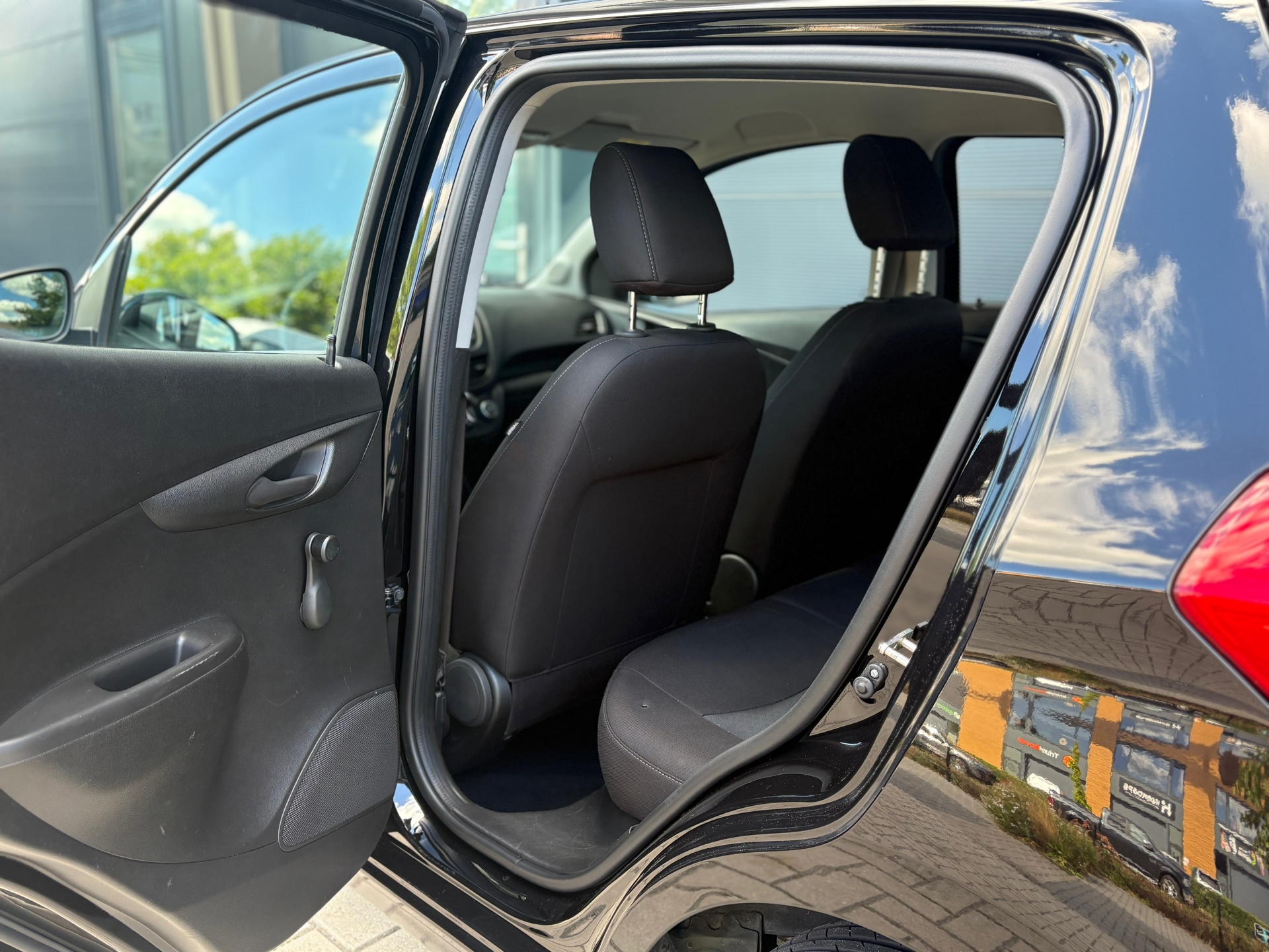Foto van Opel Karl / Viva