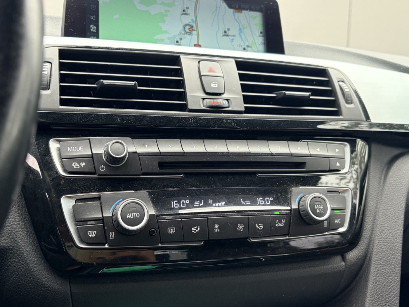 Foto van BMW 318i