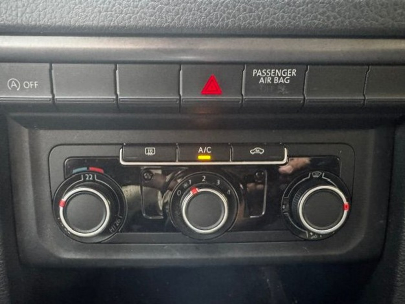 Foto van Volkswagen Amarok DC Lang