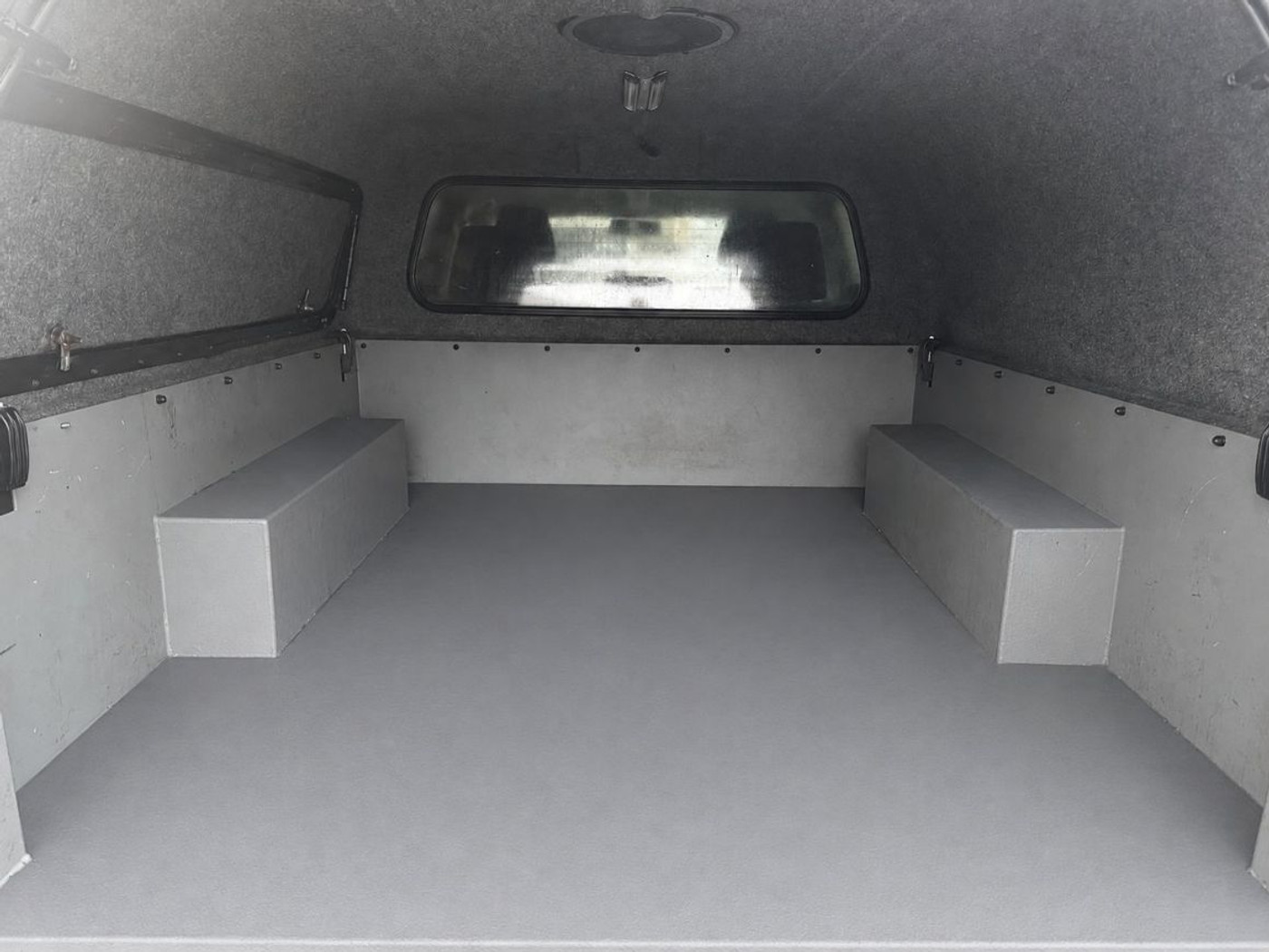 Foto van Volkswagen Amarok DC Lang