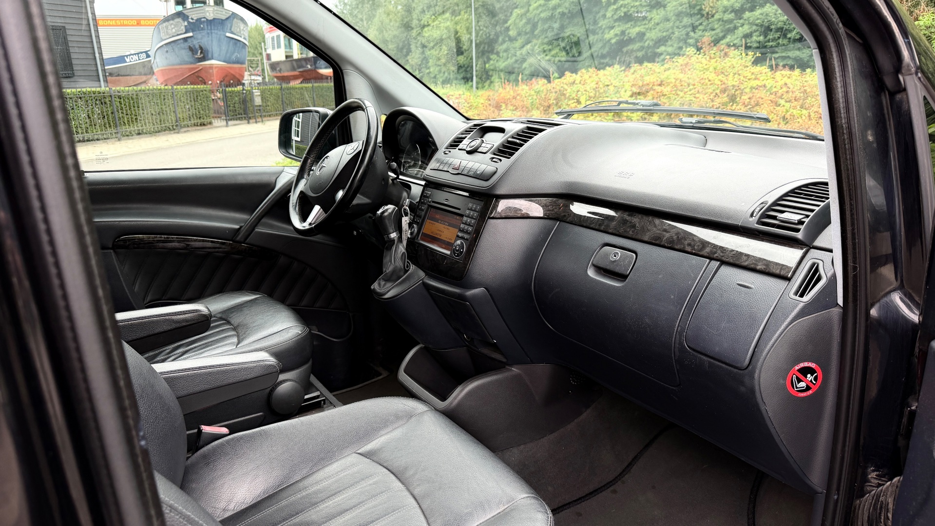 Foto van Mercedes-Benz Viano