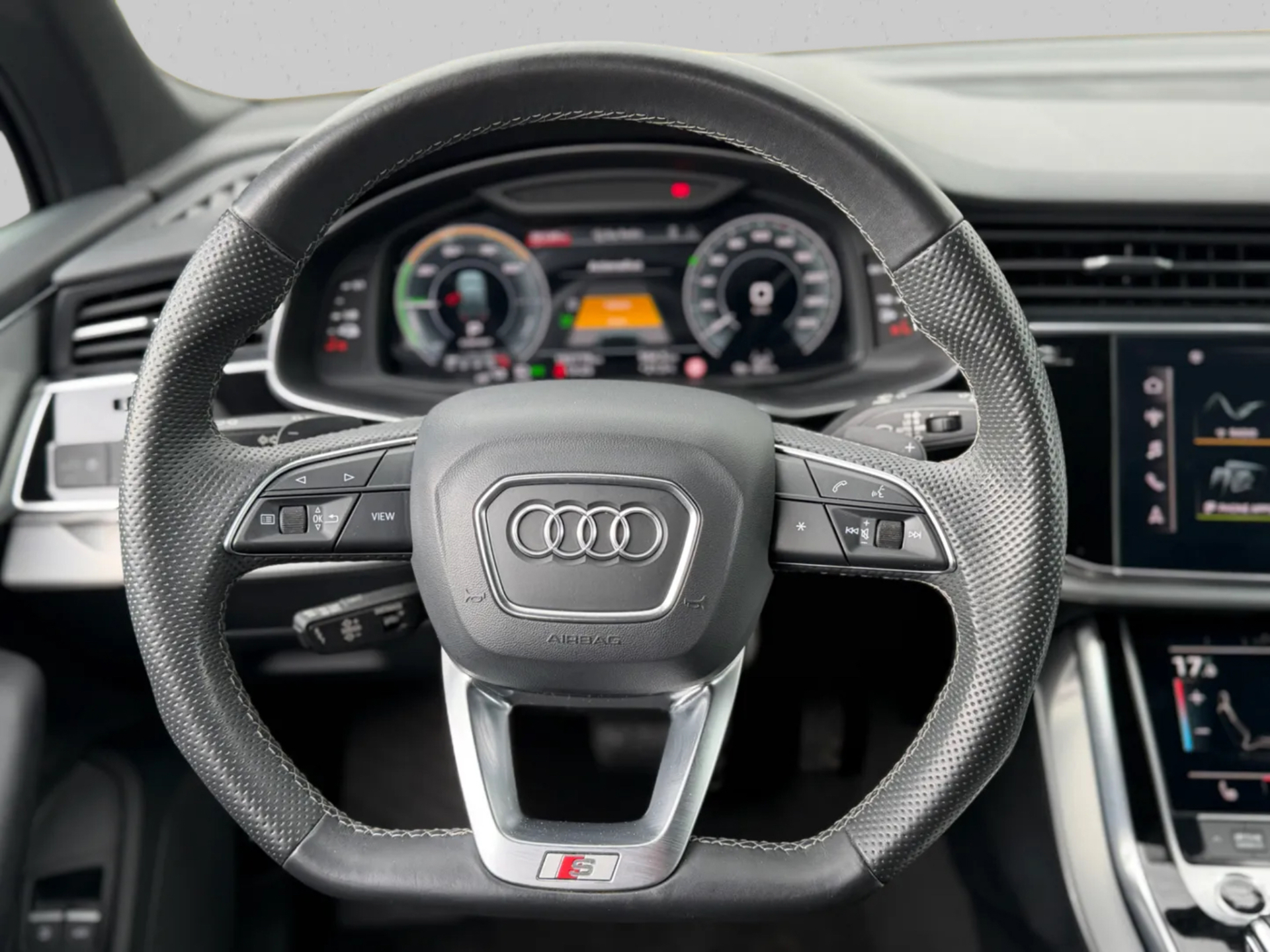 Foto van Audi Q7 60 TFSI E