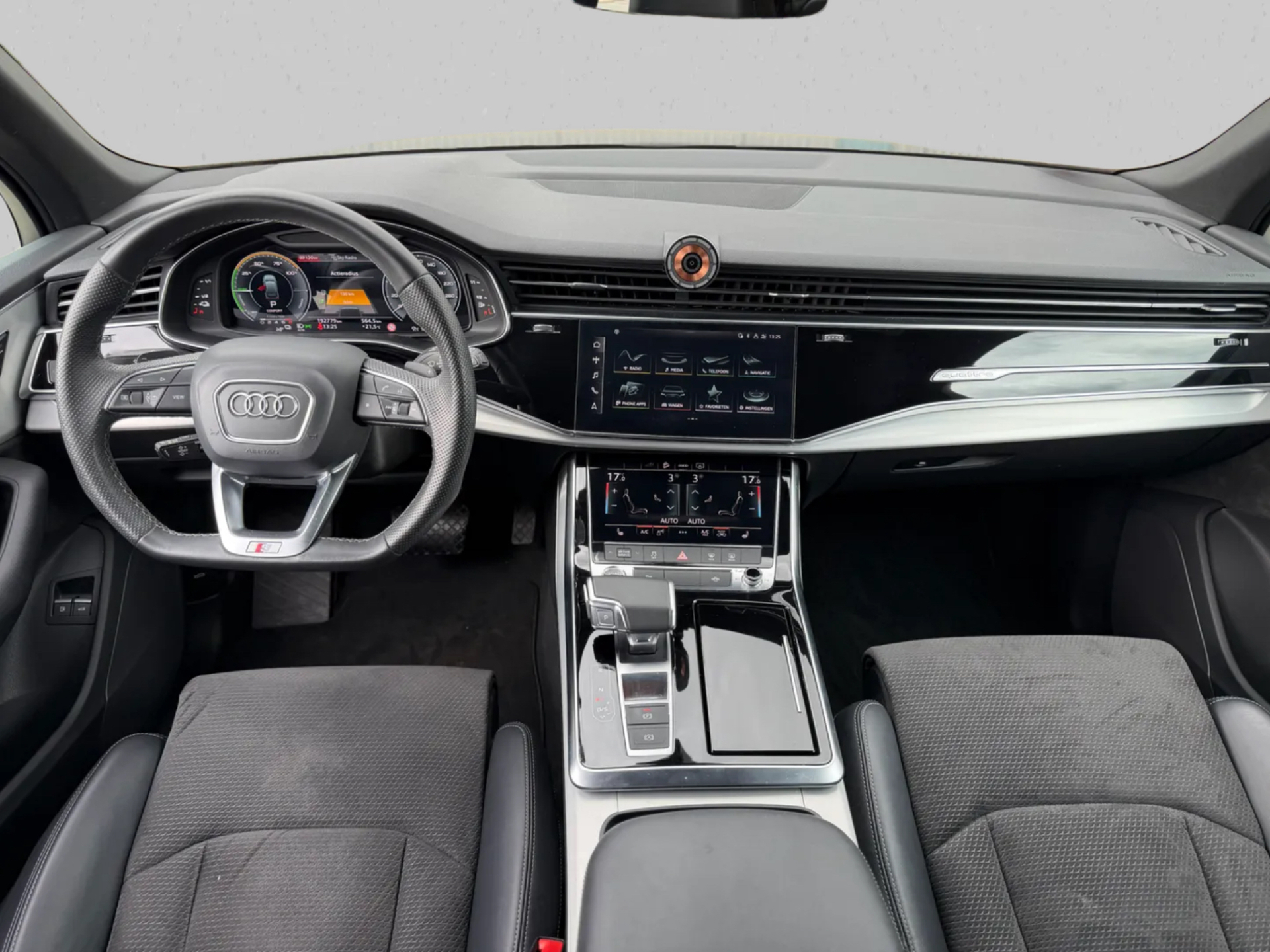 Foto van Audi Q7 60 TFSI E
