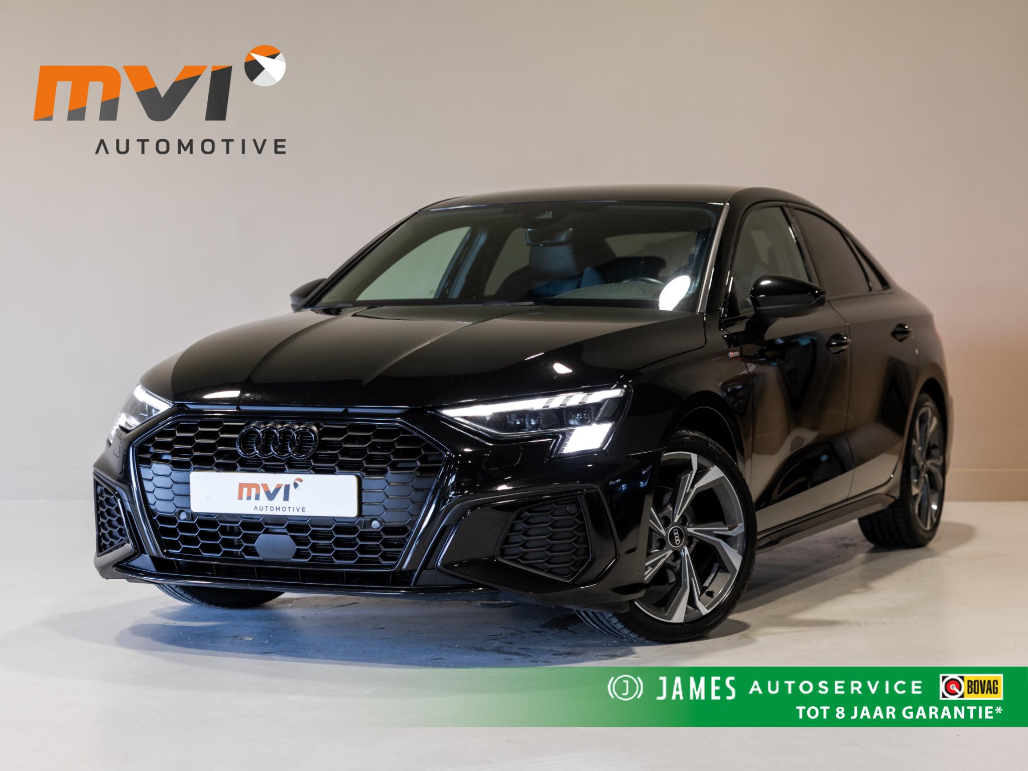 Audi A3 Limousine 35 TFSI S-Line edition 2022 - voorkant