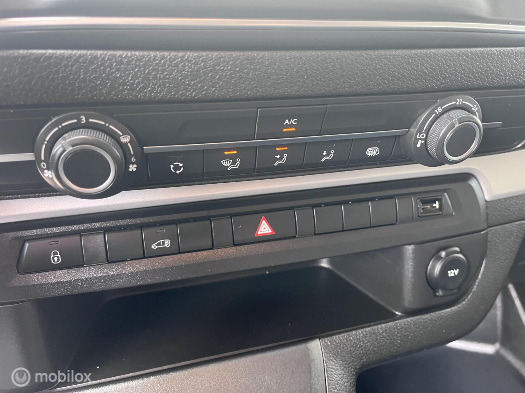 Foto van Opel Vivaro