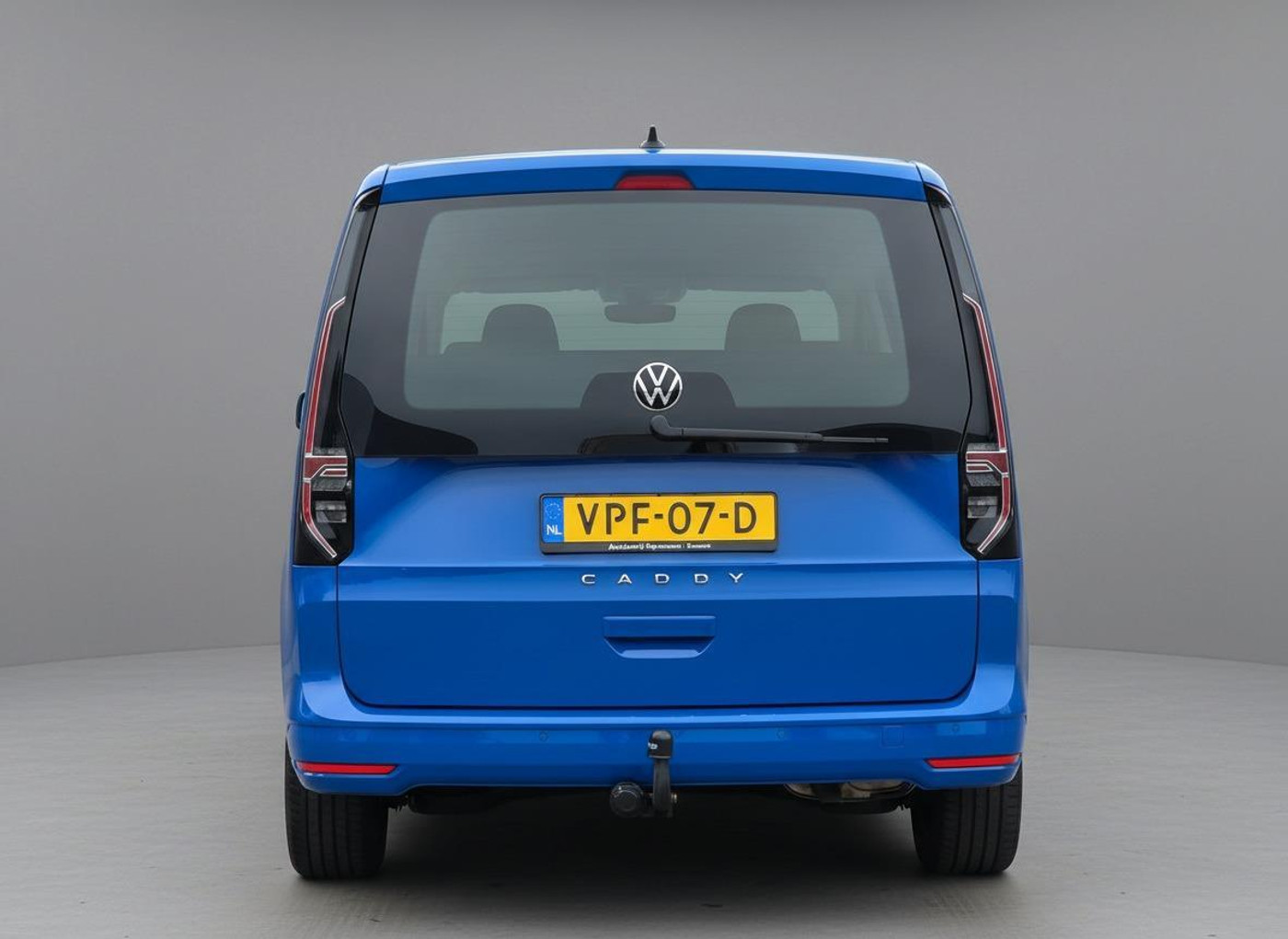 Foto van Volkswagen Caddy Modified Partition Wall