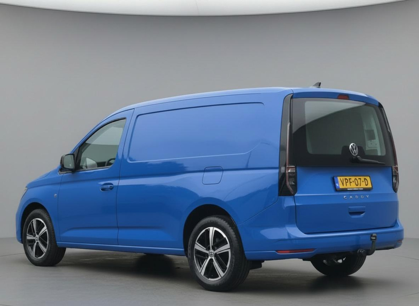 Foto van Volkswagen Caddy Modified Partition Wall