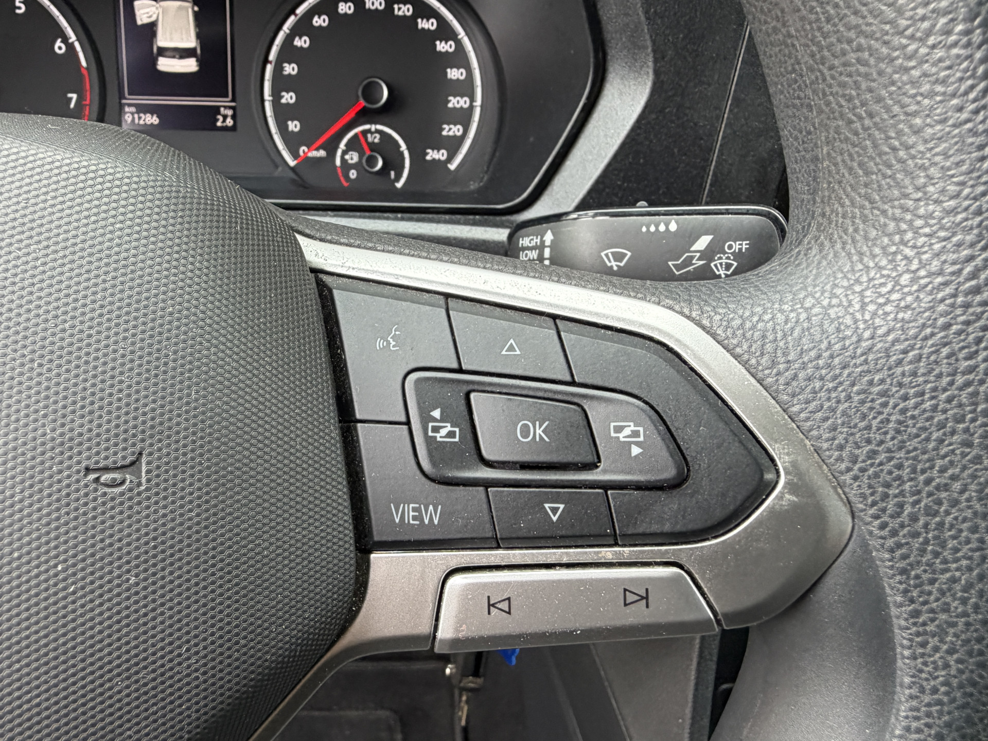 Foto van Volkswagen Caddy Modified Partition Wall