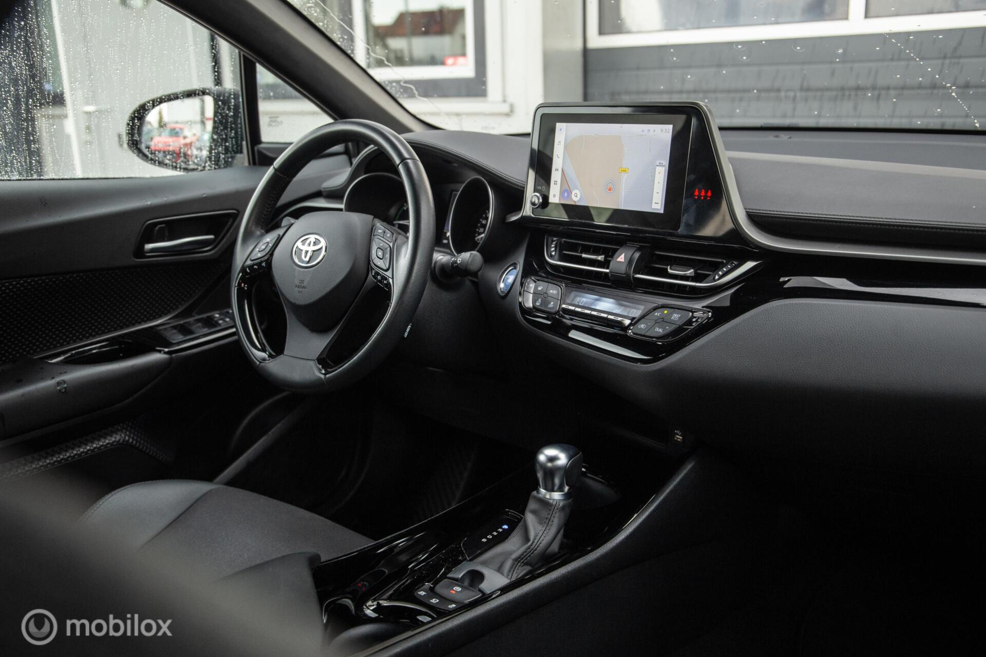 Foto van Toyota Toyota C-hr