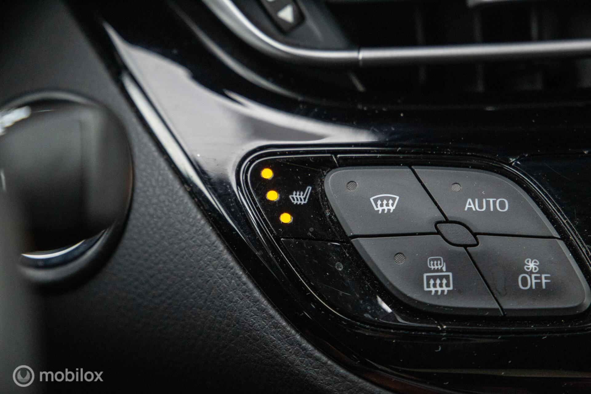 Foto van Toyota Toyota C-hr