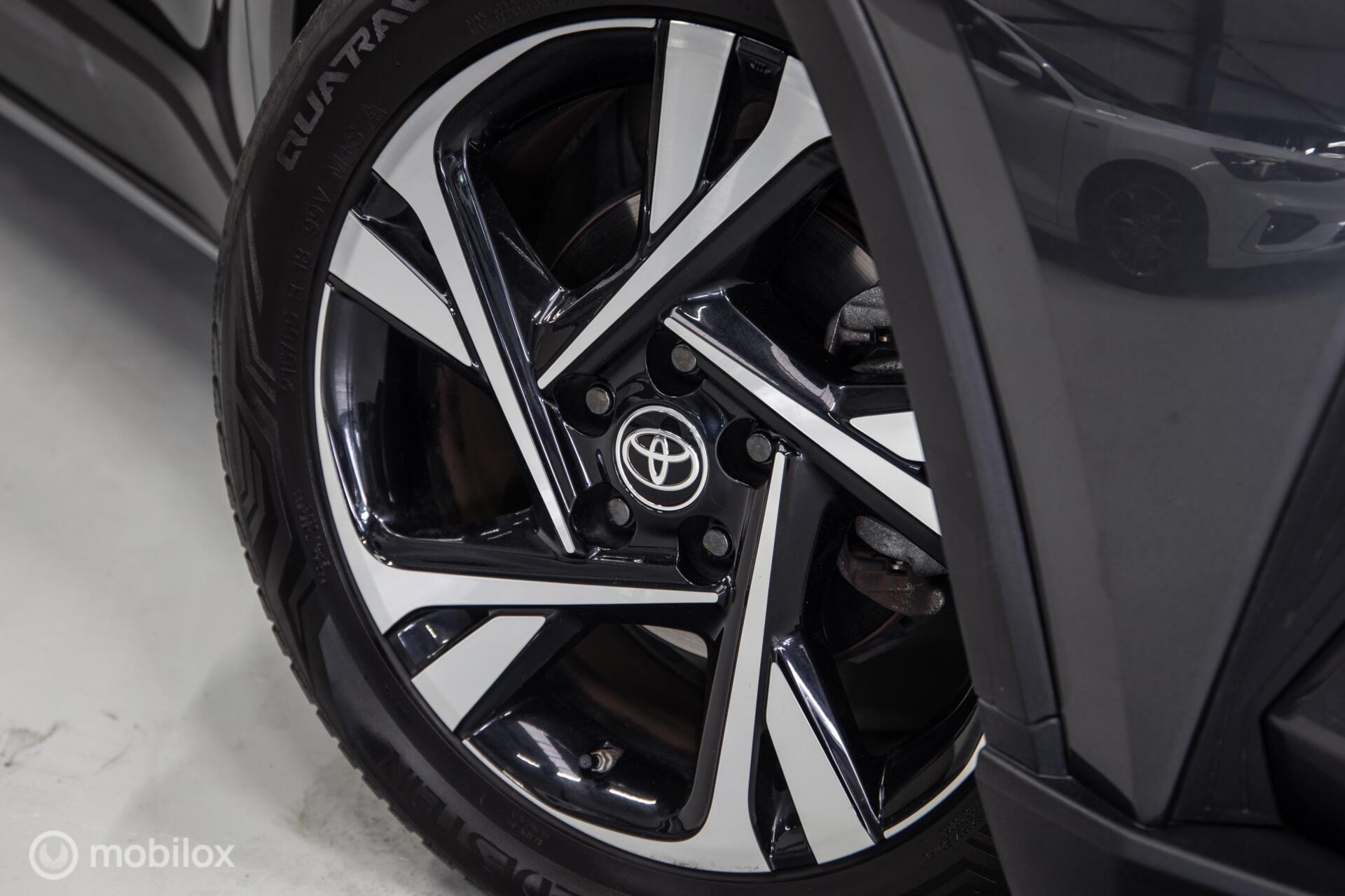Foto van Toyota Toyota C-hr