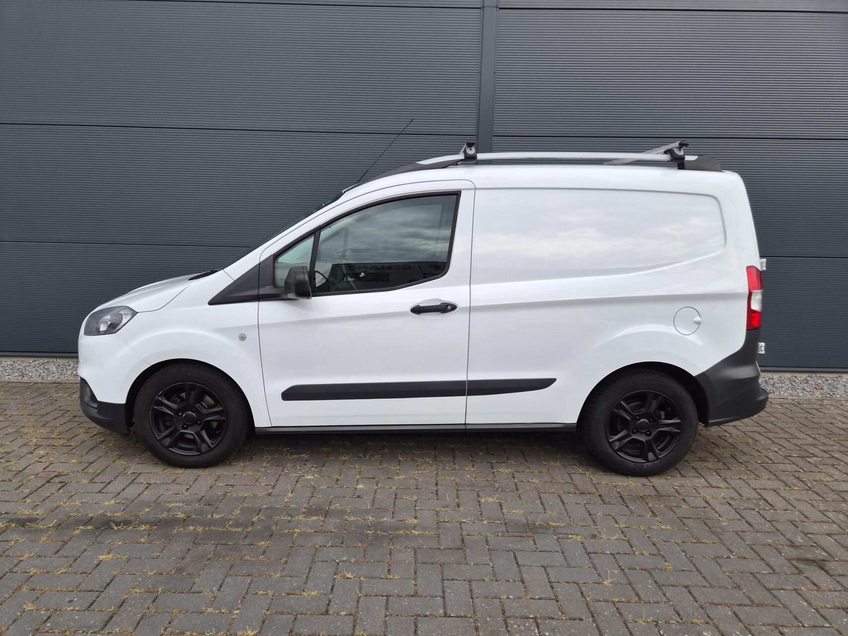 Foto van Ford Transit Courier