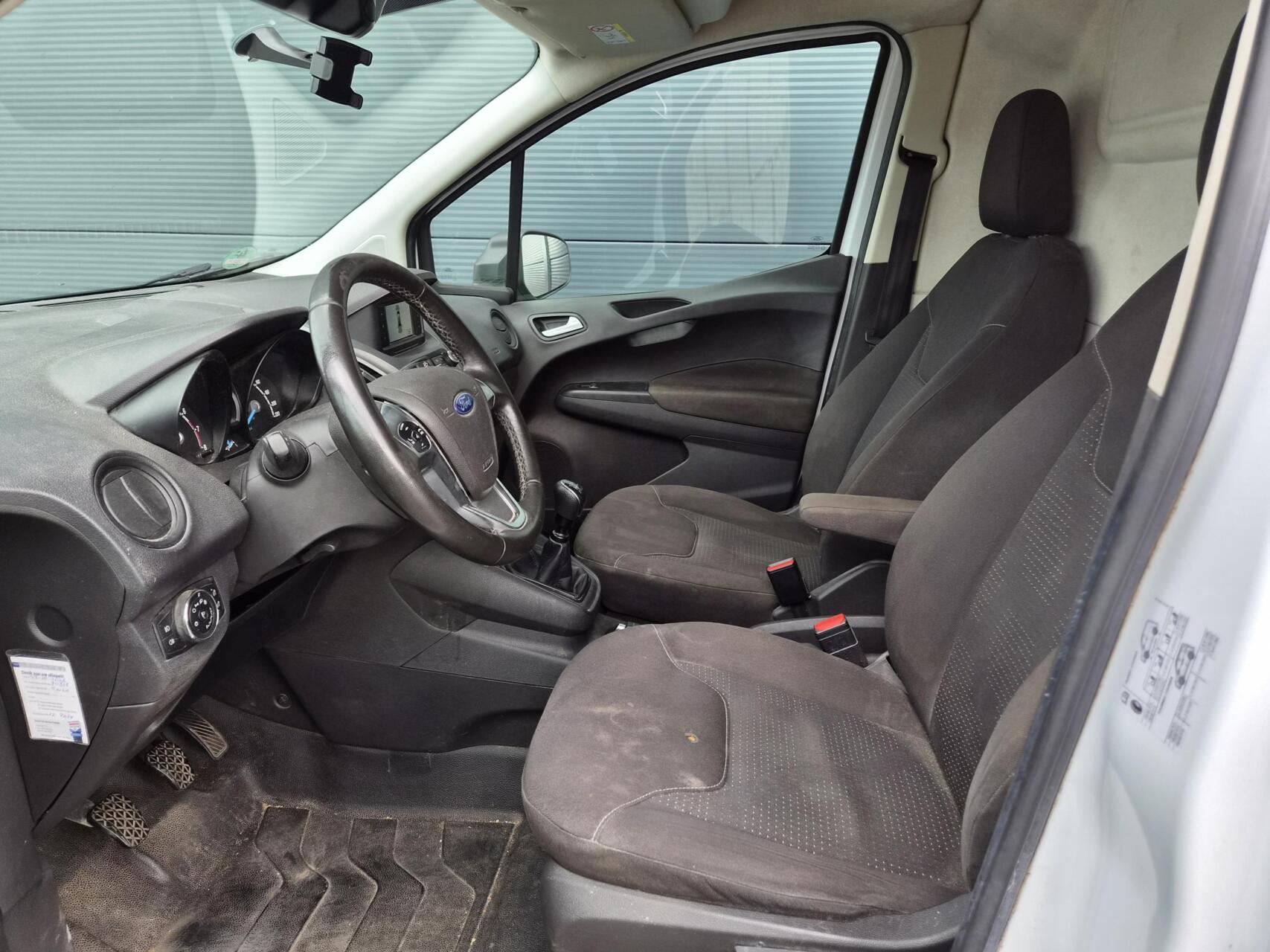 Foto van Ford Transit Courier