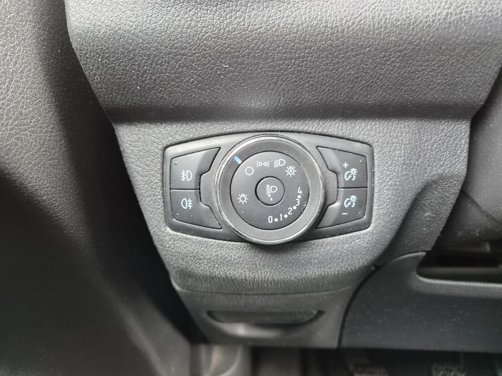 Foto van Ford Transit Courier