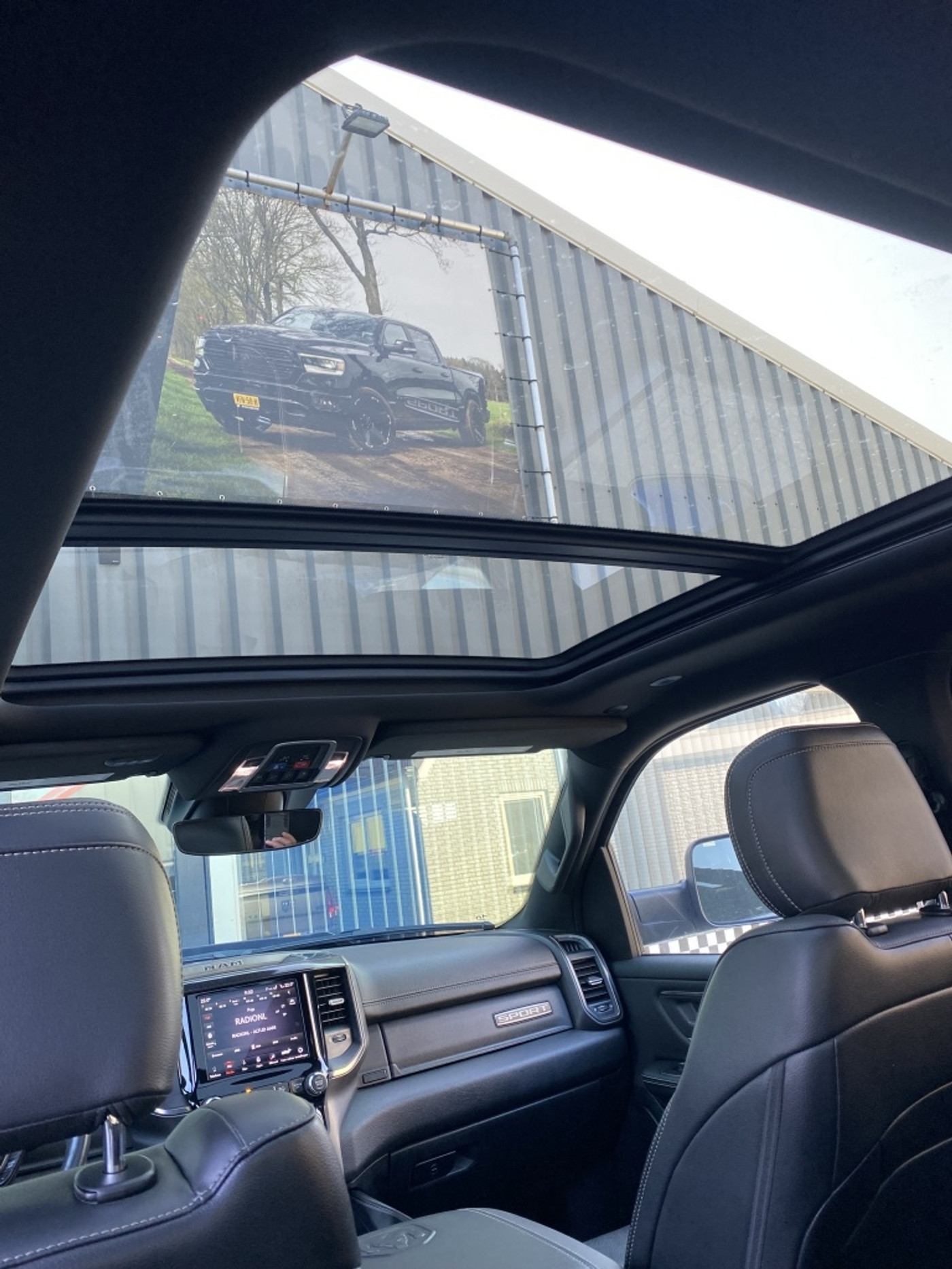 Foto van Dodge Ram1500