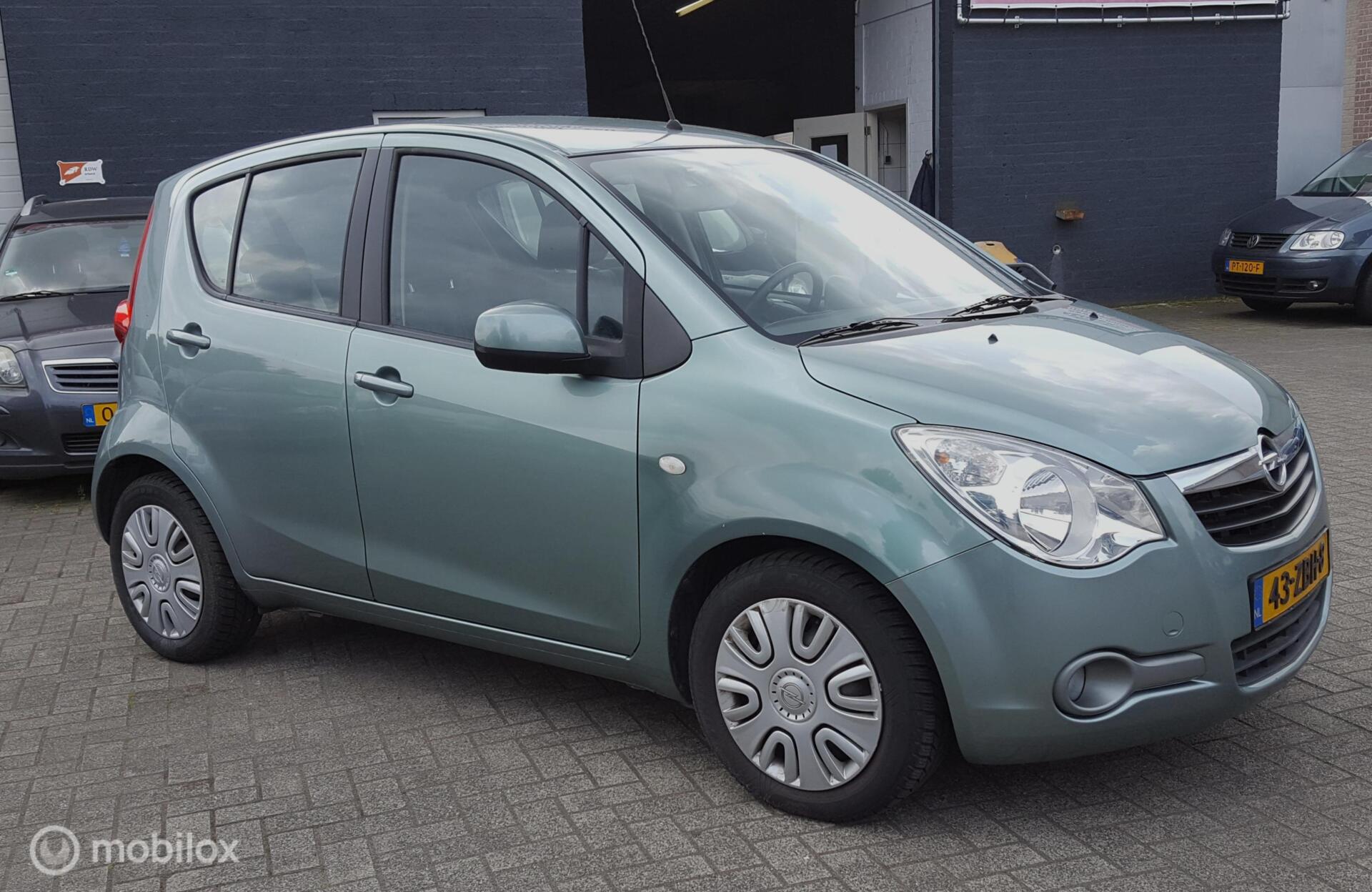 Foto van Opel Agila