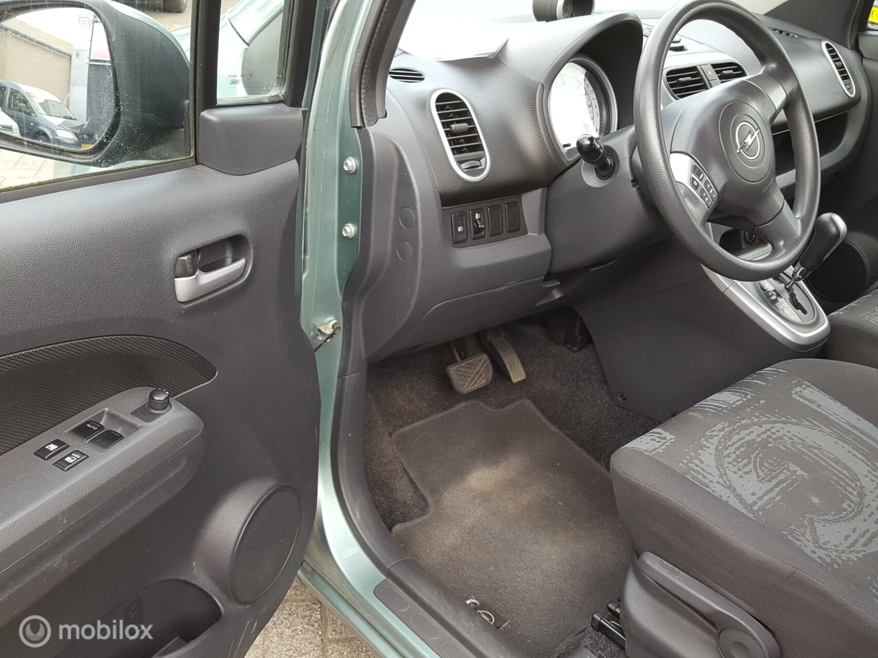 Foto van Opel Agila