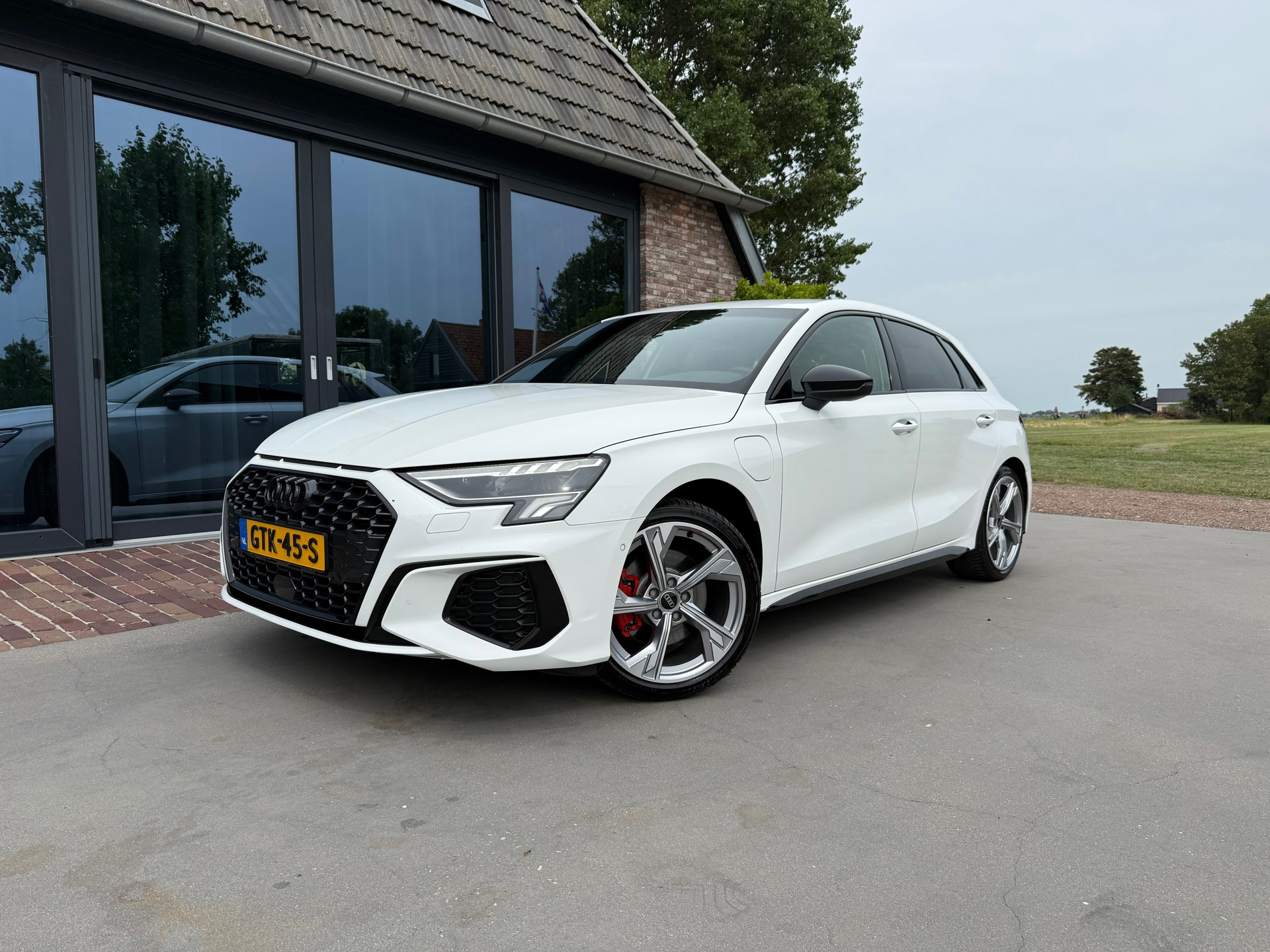 Foto van Audi A3 40 TFSIe