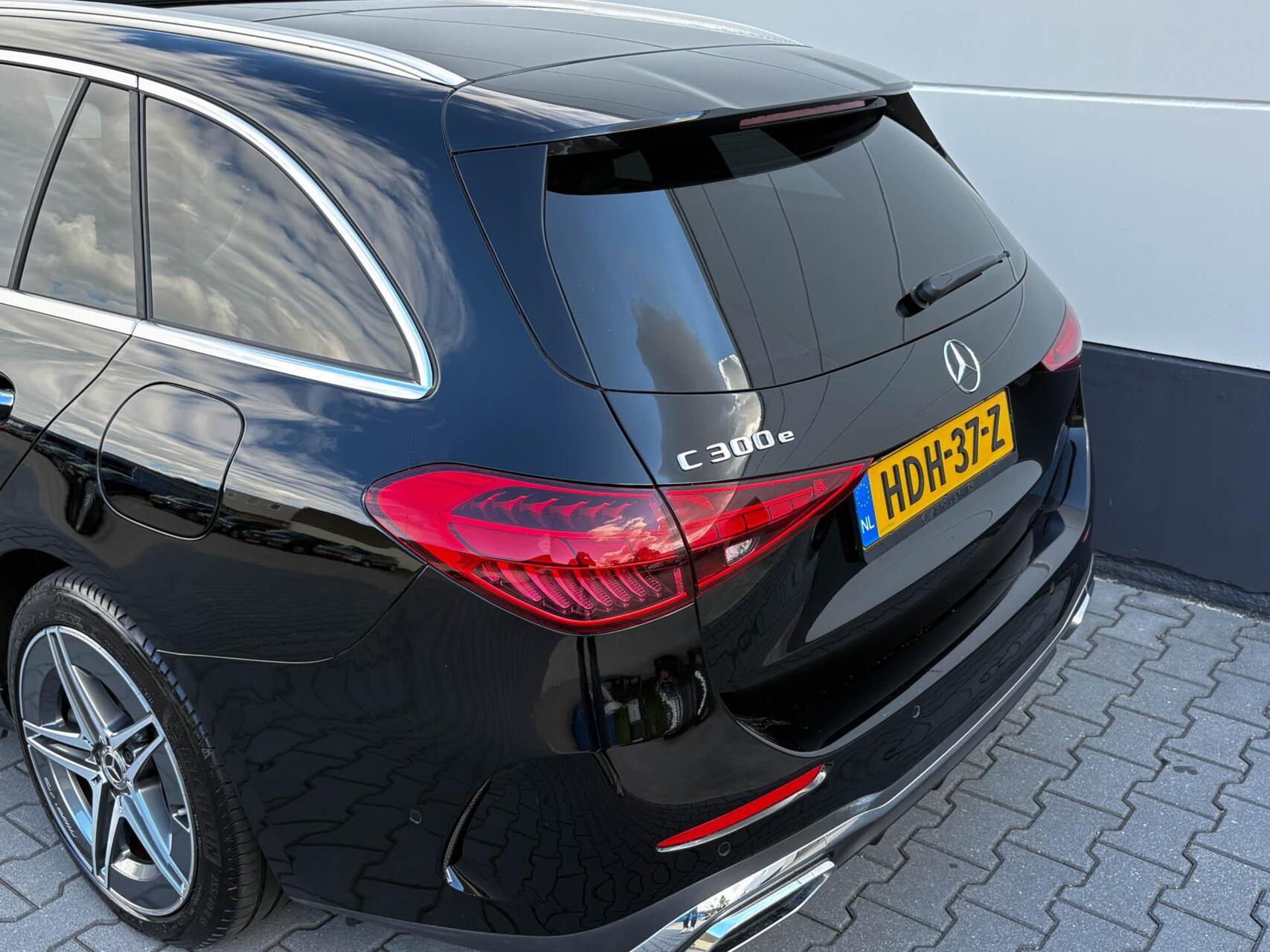 Foto van Mercedes-Benz C 300 E