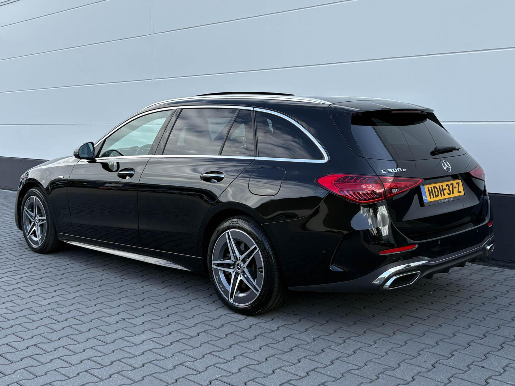 Foto van Mercedes-Benz C 300 E