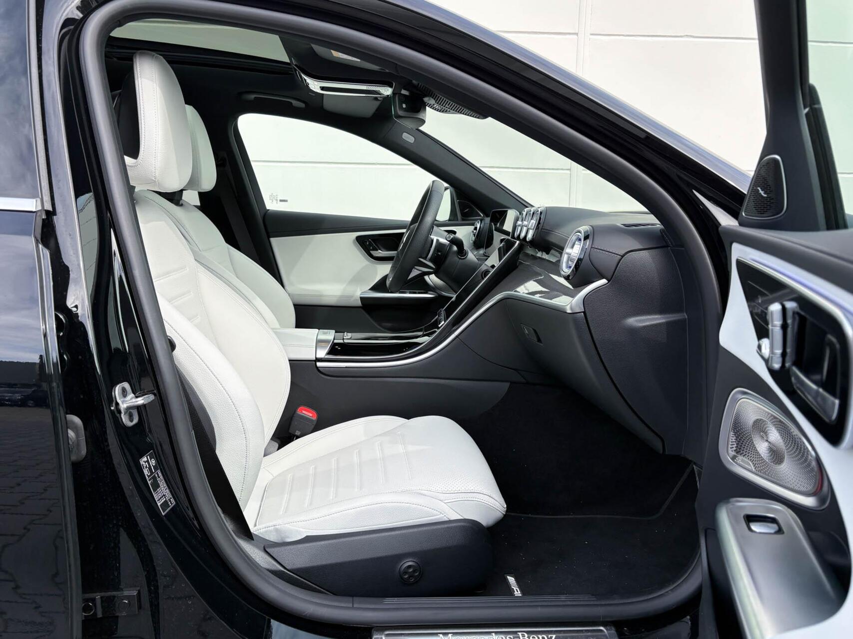 Foto van Mercedes-Benz C 300 E