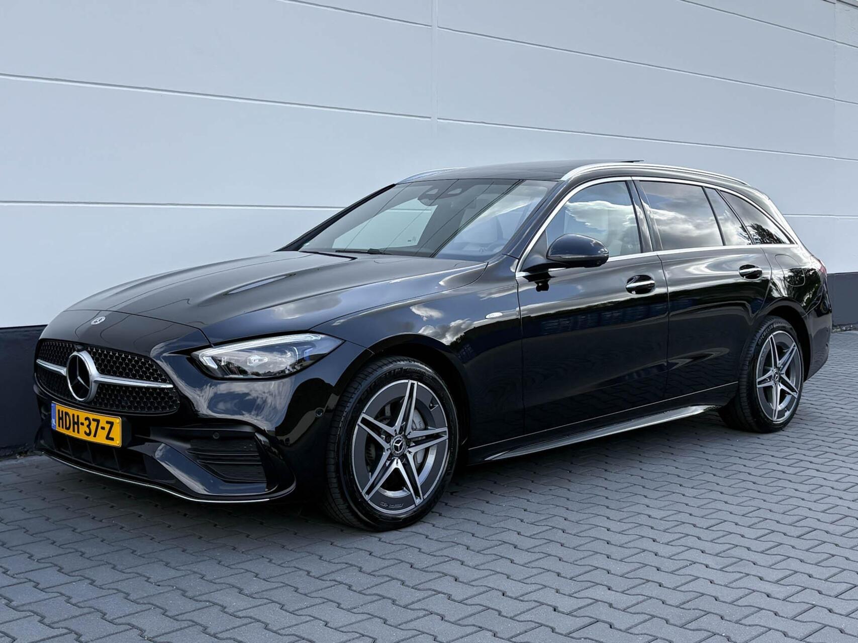 Foto van Mercedes-Benz C 300 E