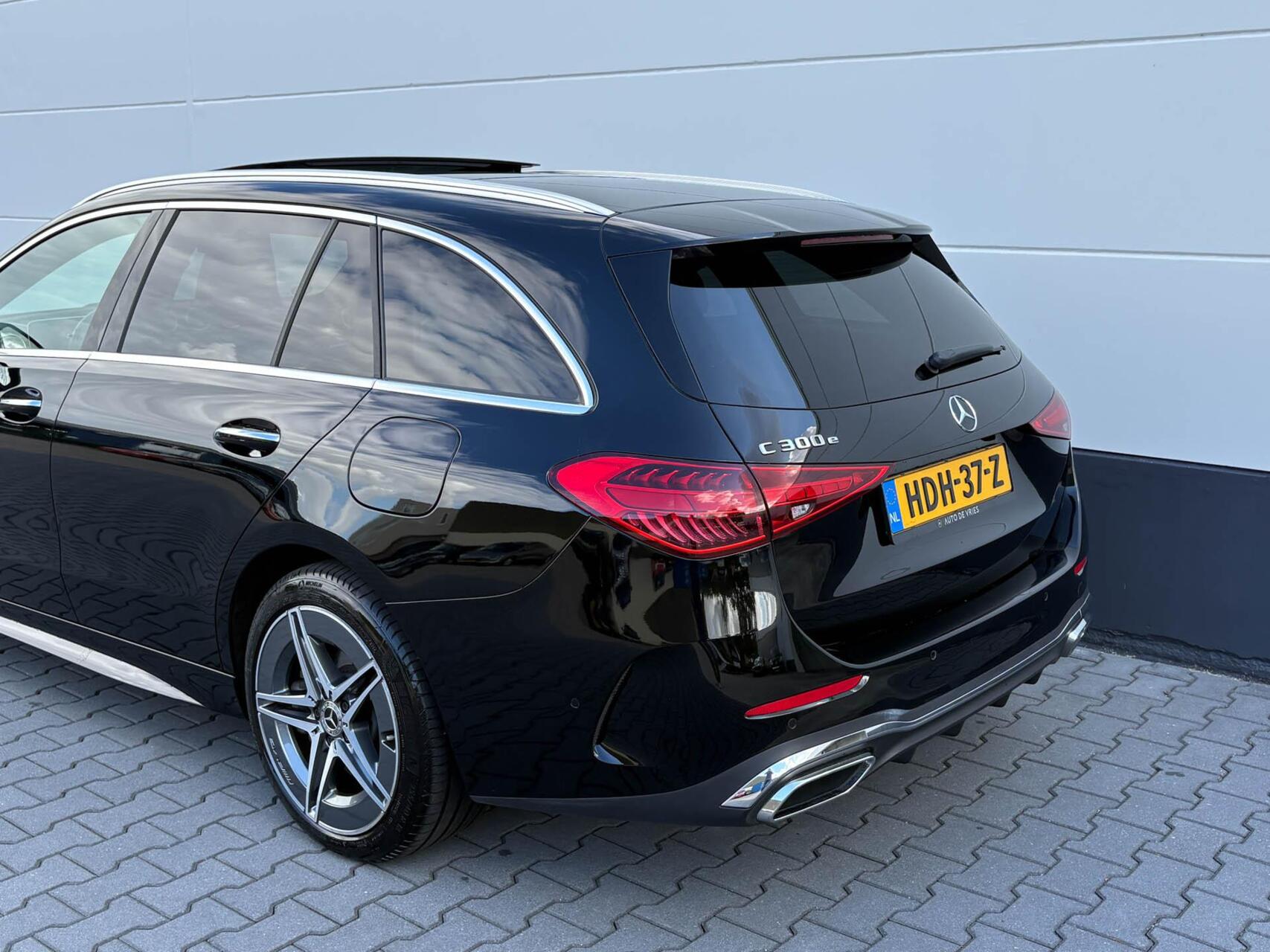 Foto van Mercedes-Benz C 300 E