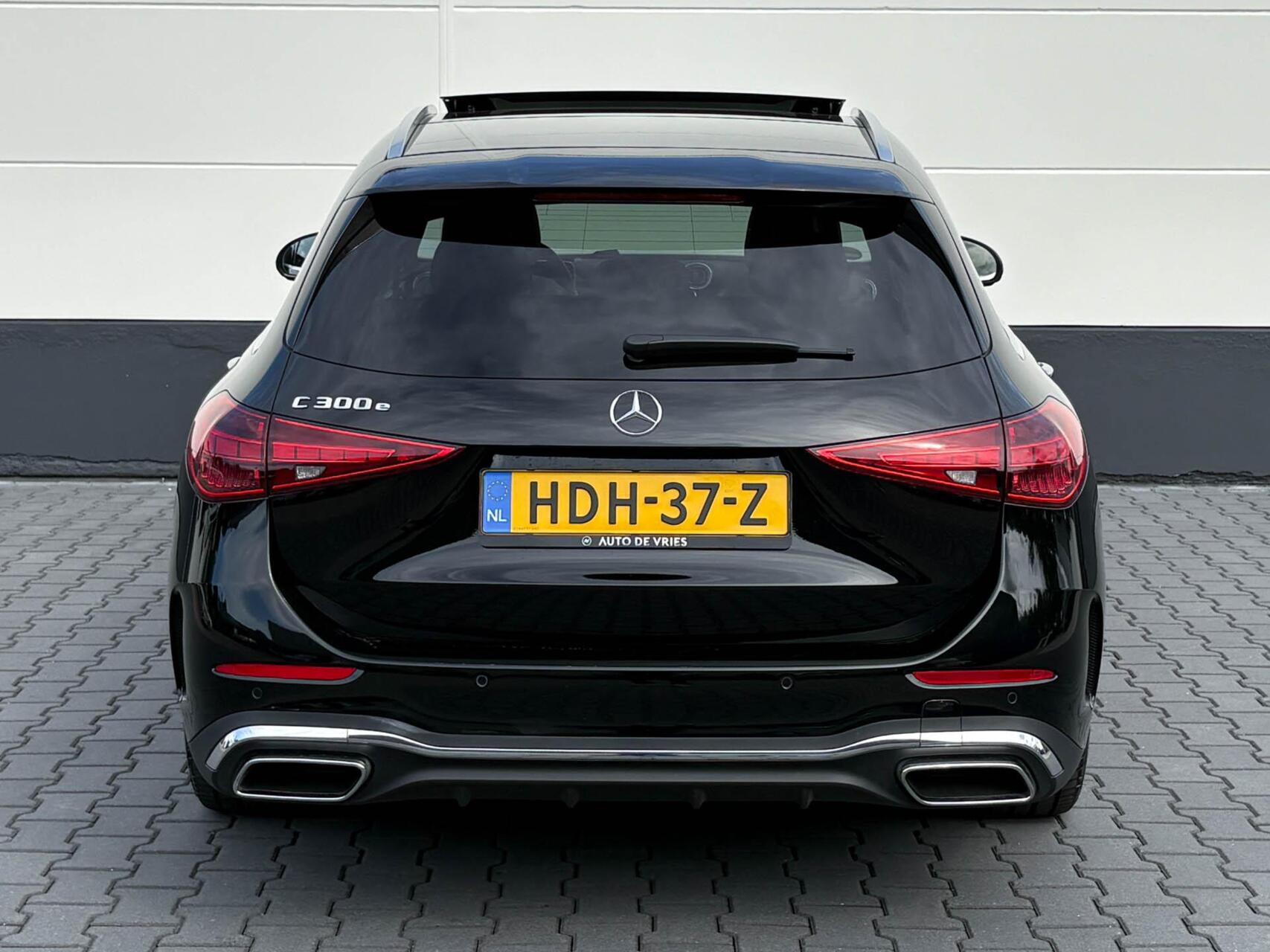 Foto van Mercedes-Benz C 300 E