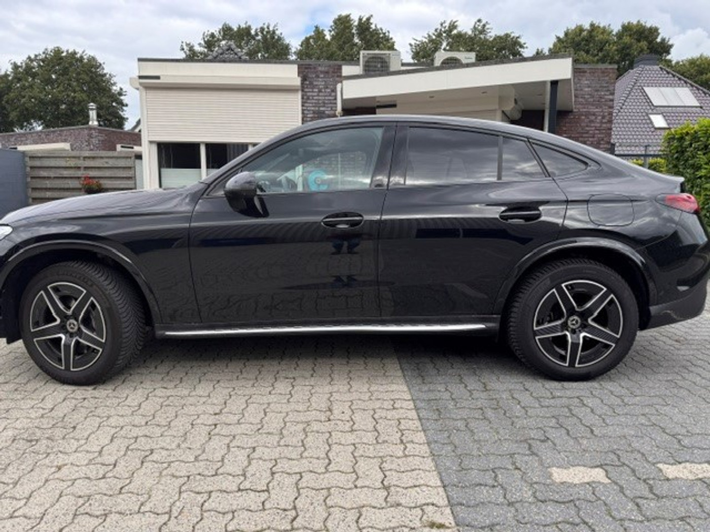 Foto van Mercedes-Benz GLC 300 E 4Matic