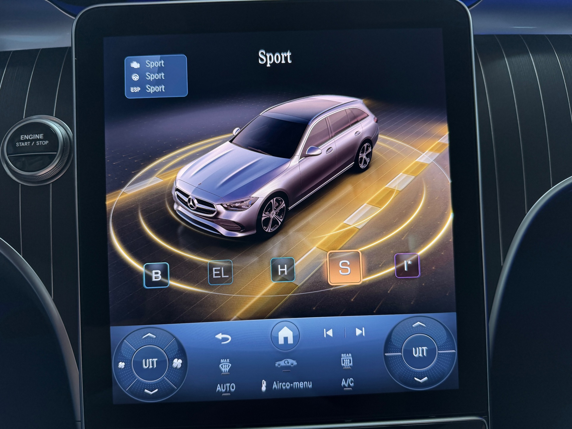 Foto van Mercedes-Benz C 300 E